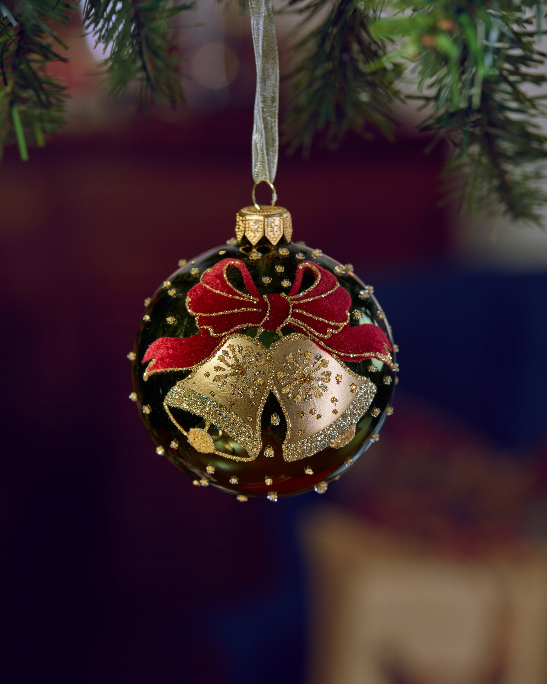 Tiara julekugle grøn 8cm