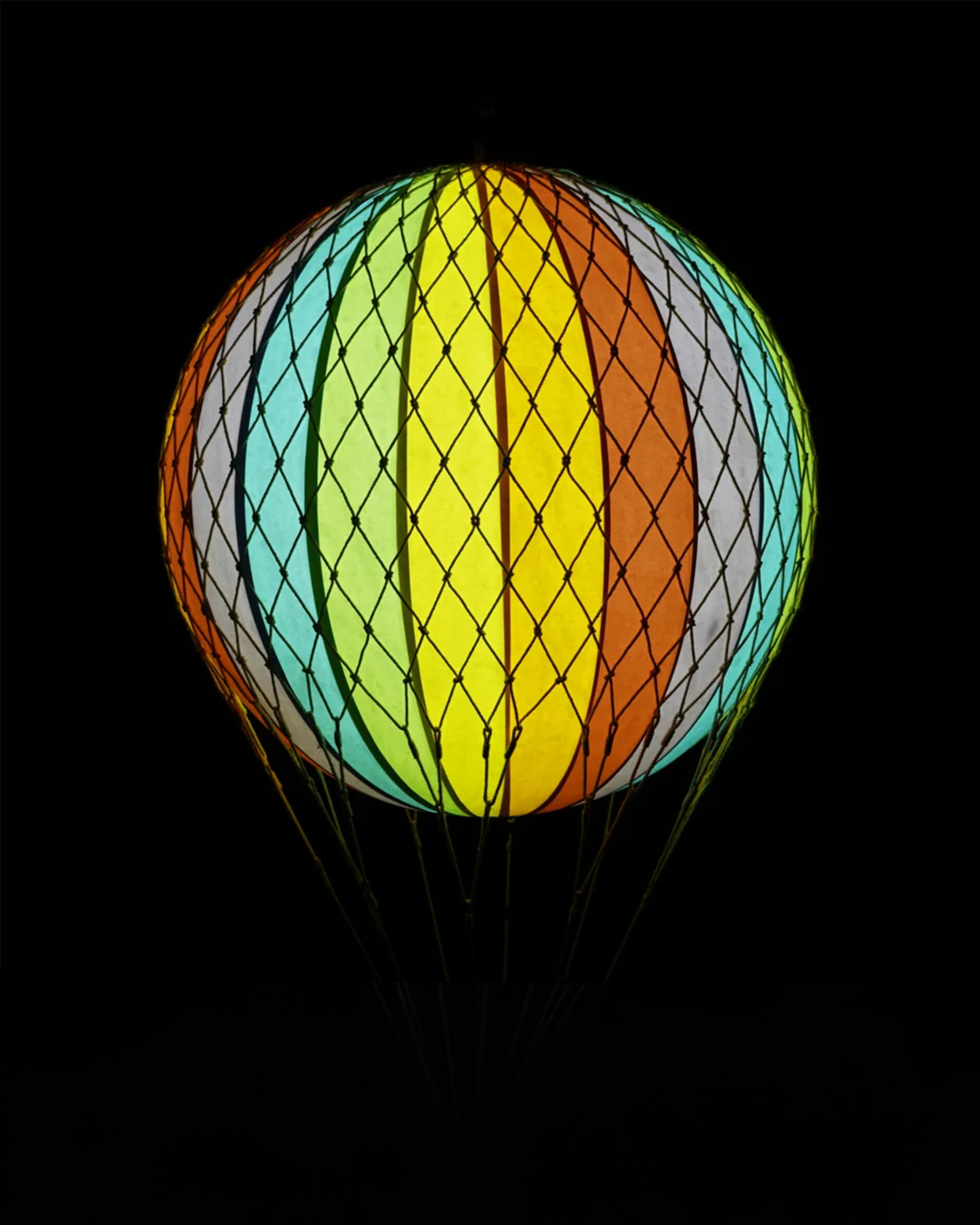 Jules Verne Hot Air Balloon LED Rainbow