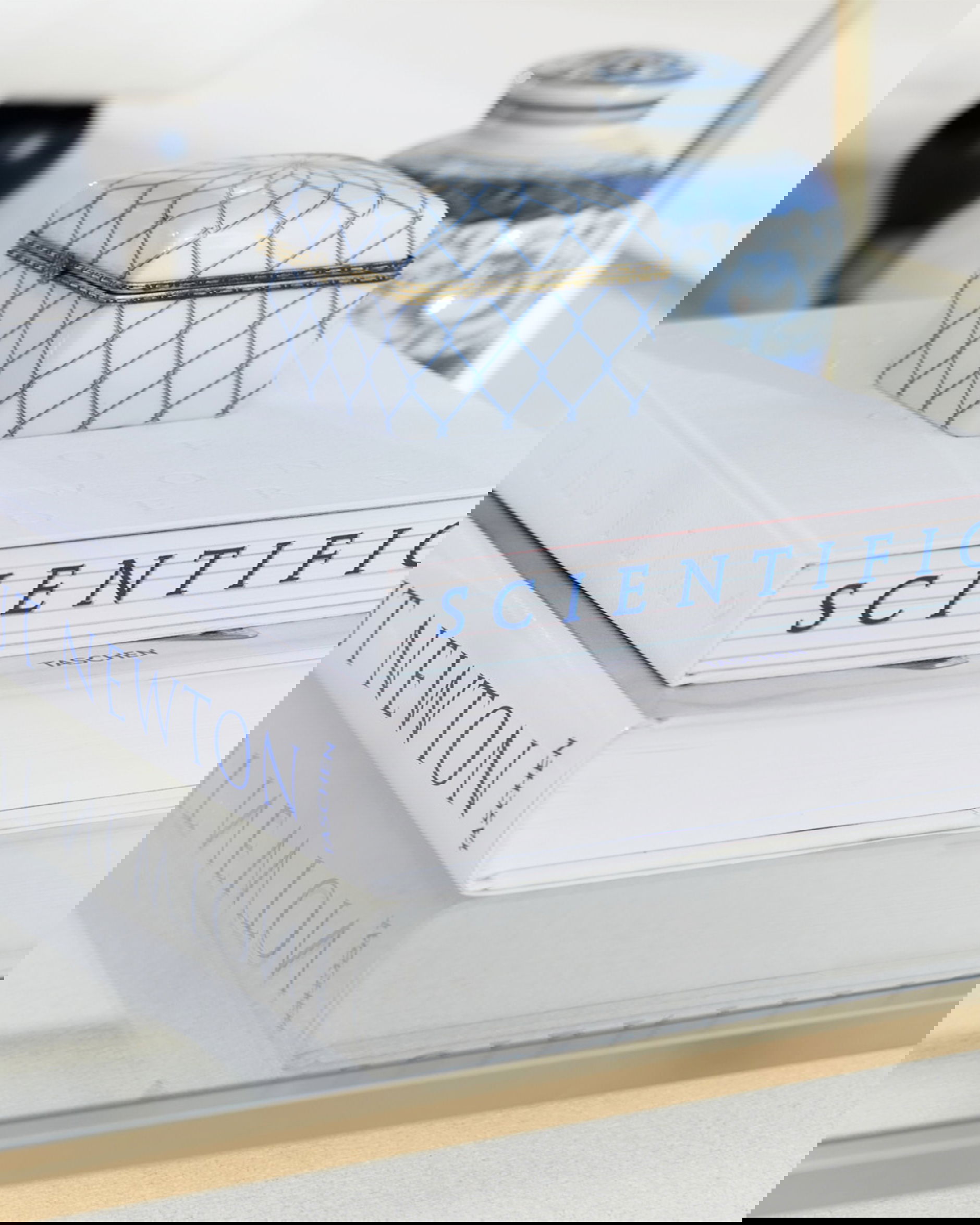 LV - Cabinet of Wonders