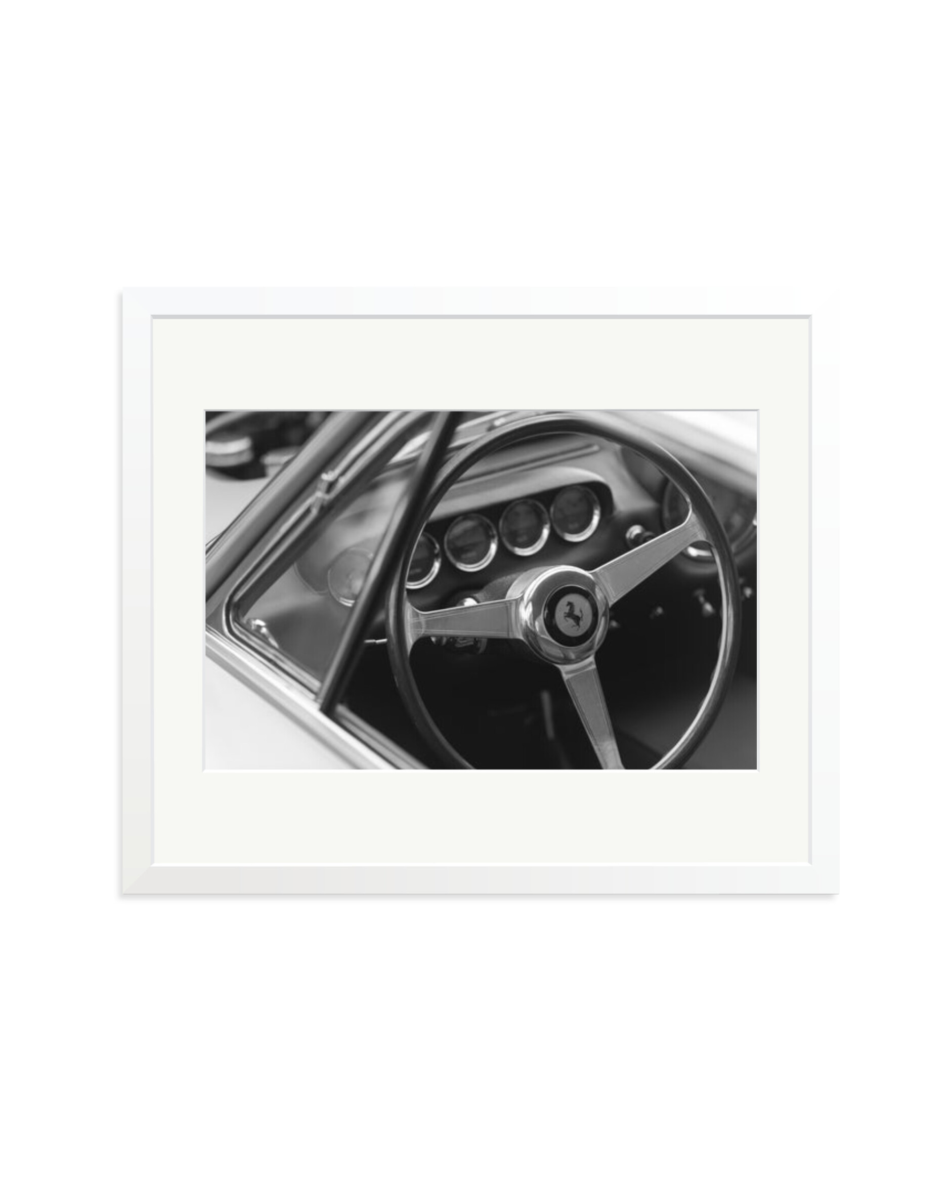 1963 Ferrari 250 White / Large