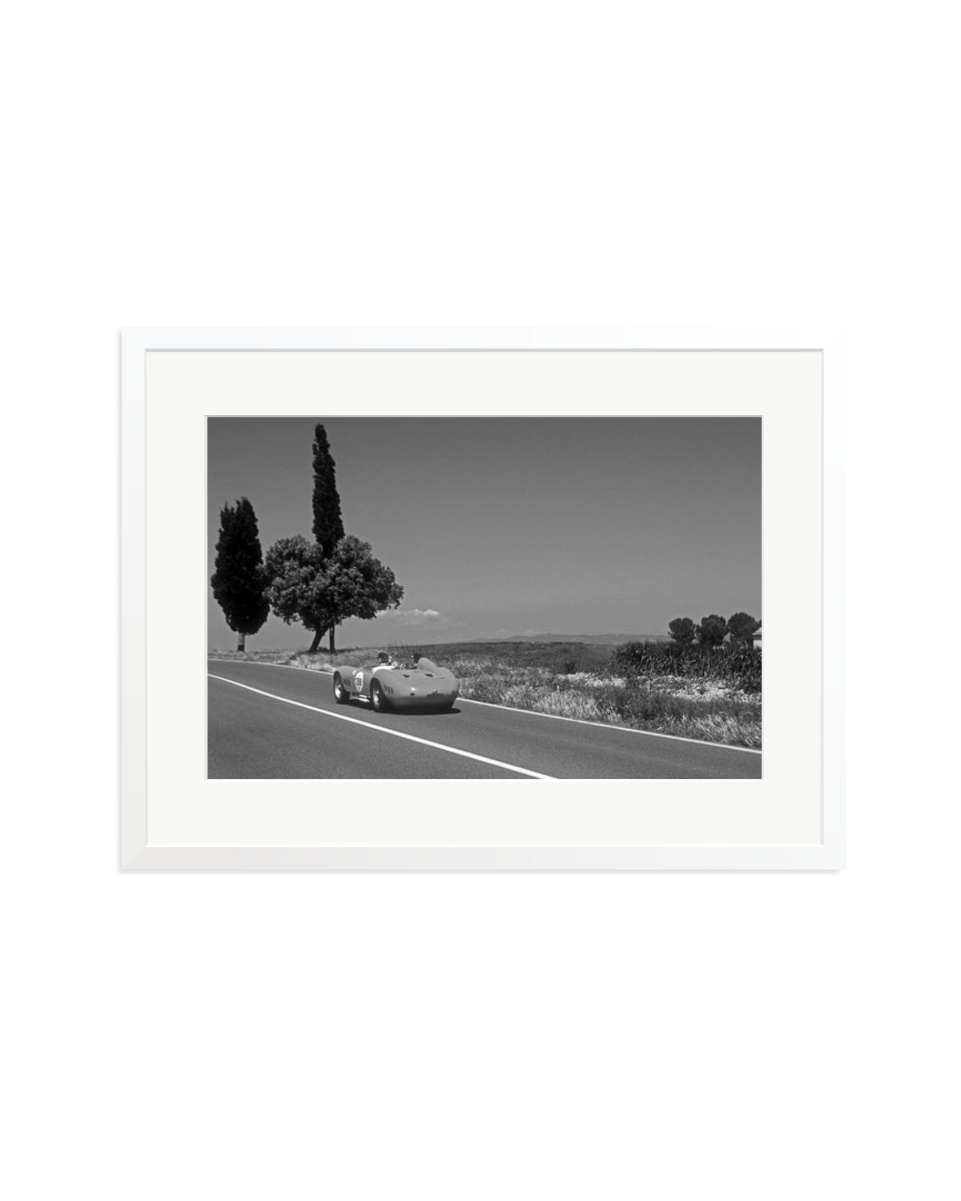 Maserati 300S in Italy White / XL