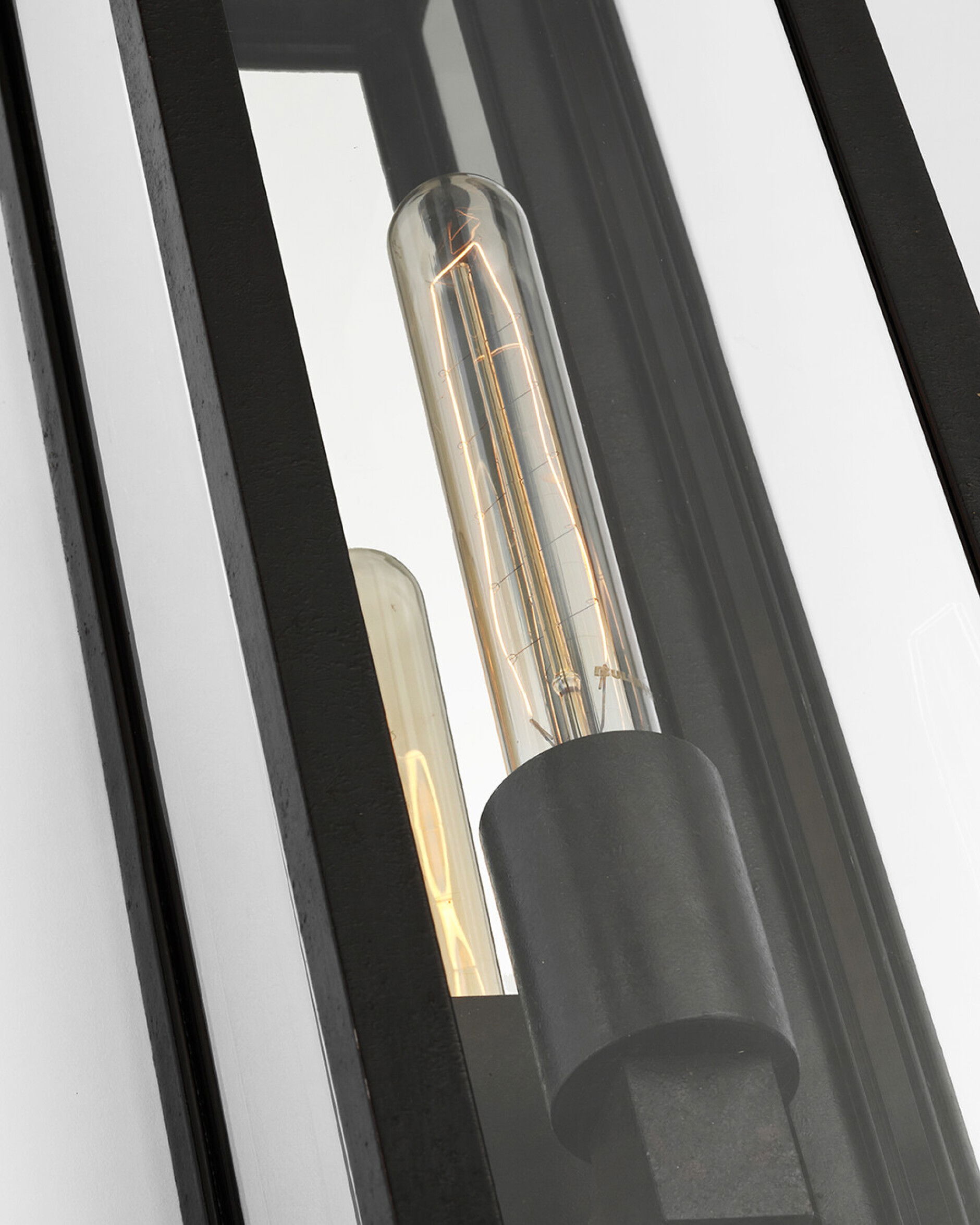 Fresno Tall vägglykta utomhus svart