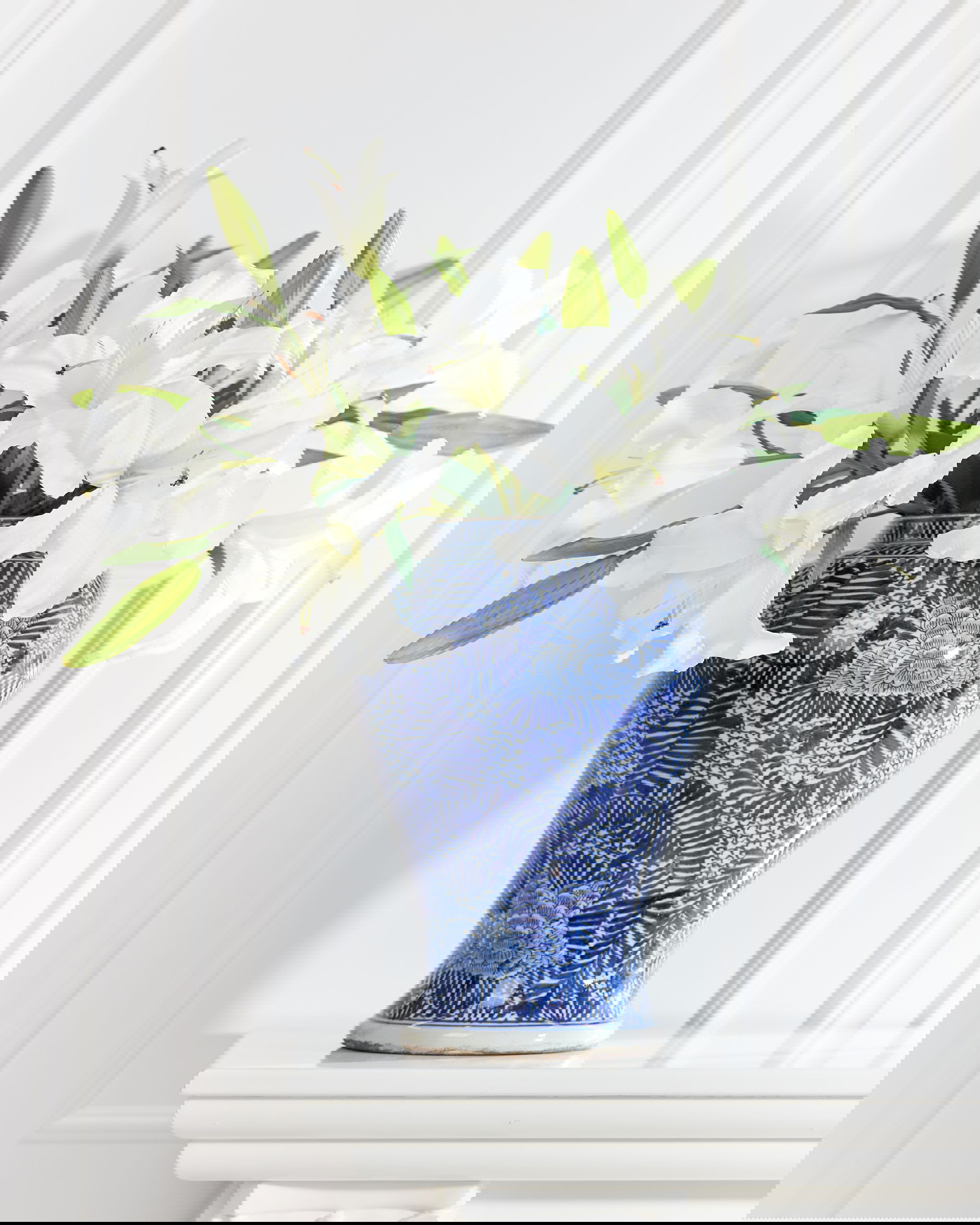 Lilja snittblomma vit