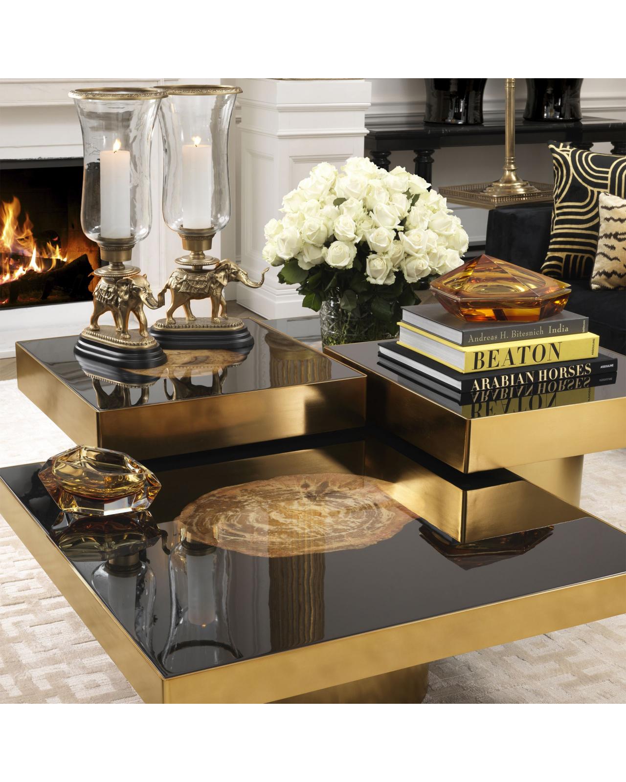 Villièrs sidobord guld OUTLET