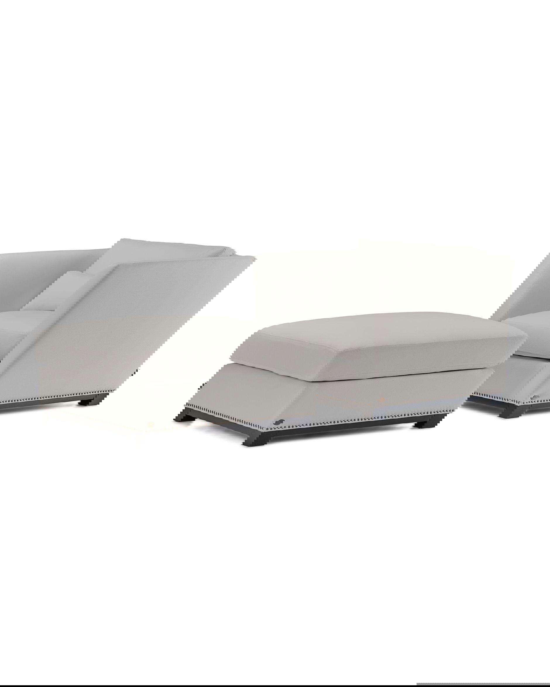 Madison ottoman sand