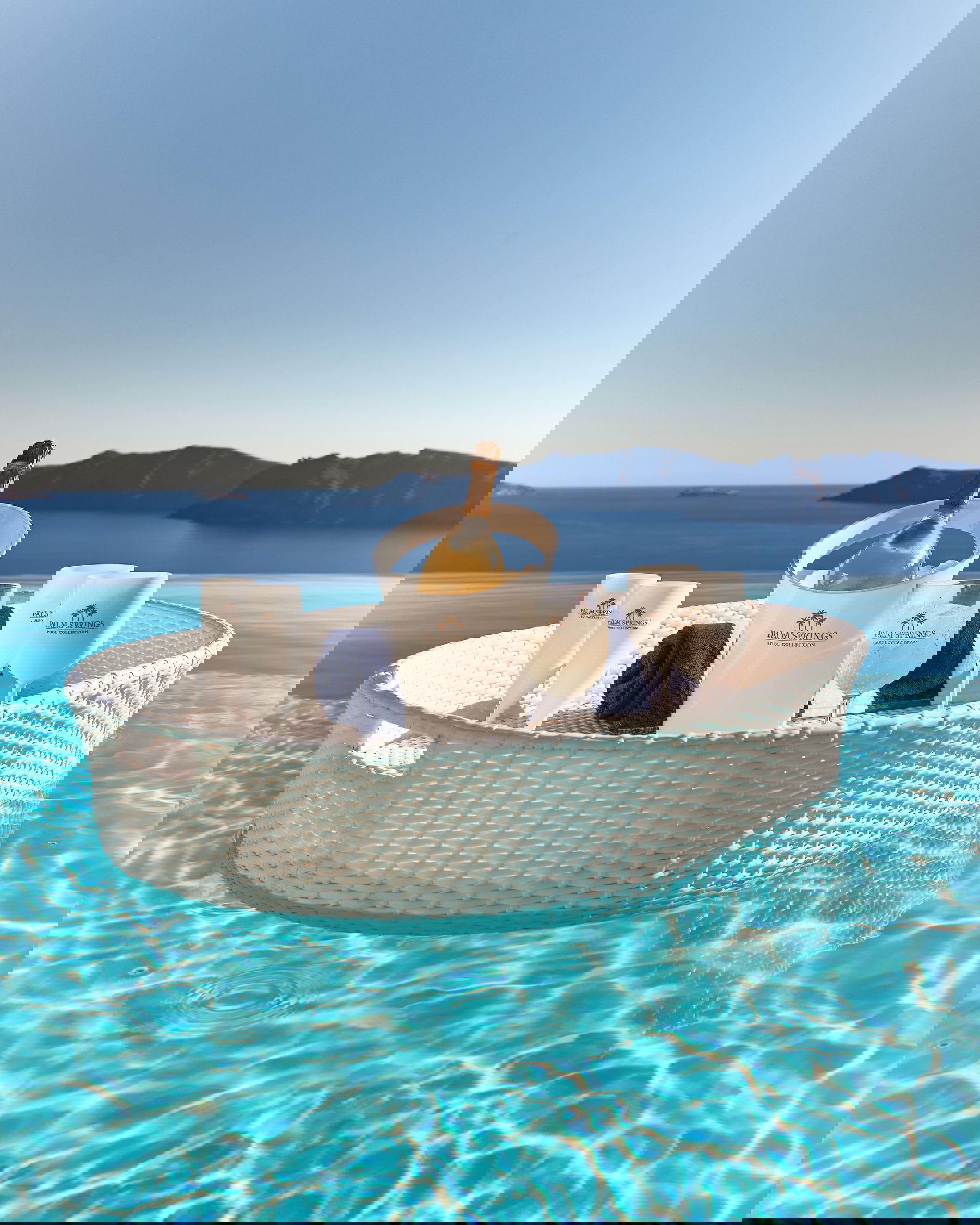 Flytande poolbricka vit oval