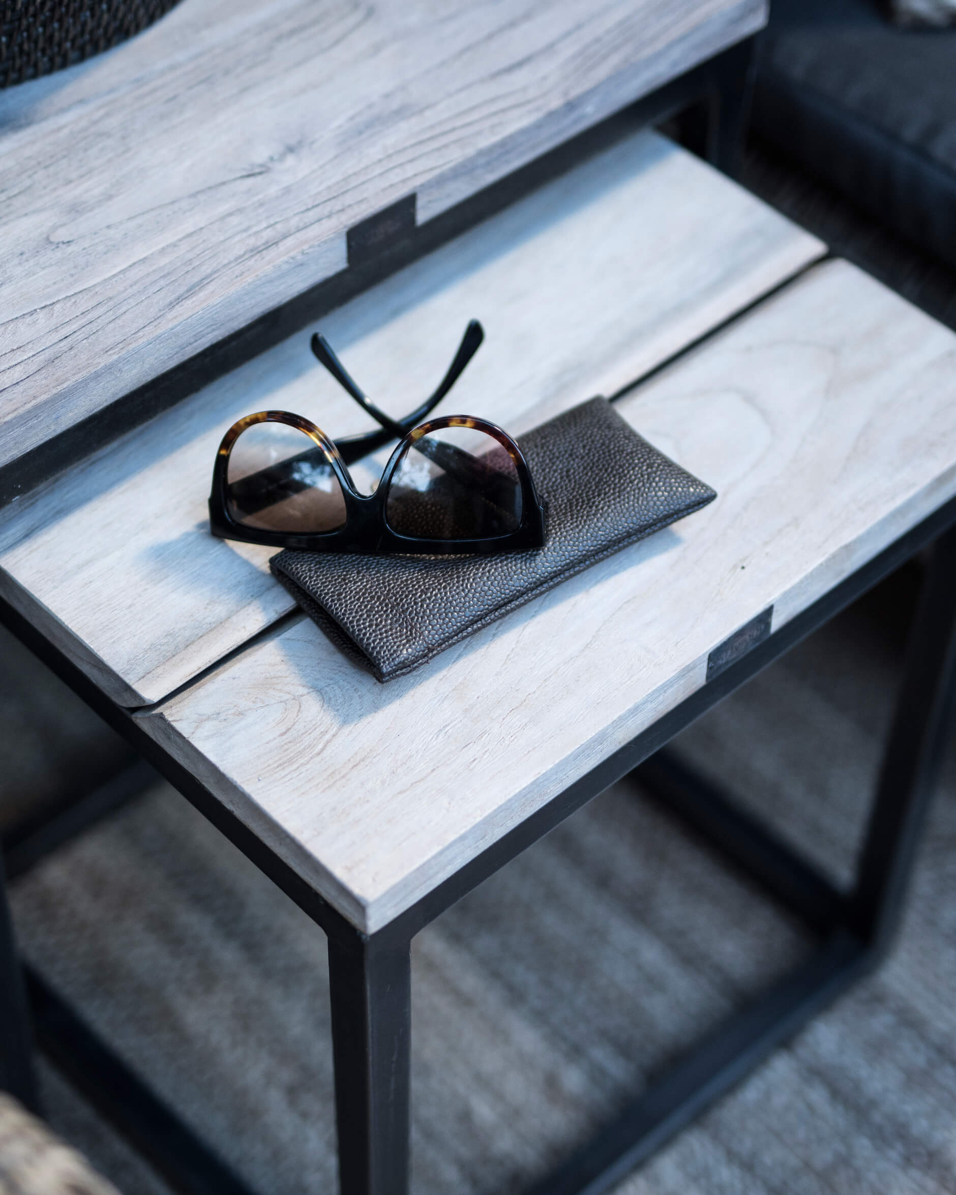 Anson sidebord, charcoal, kvadratisk