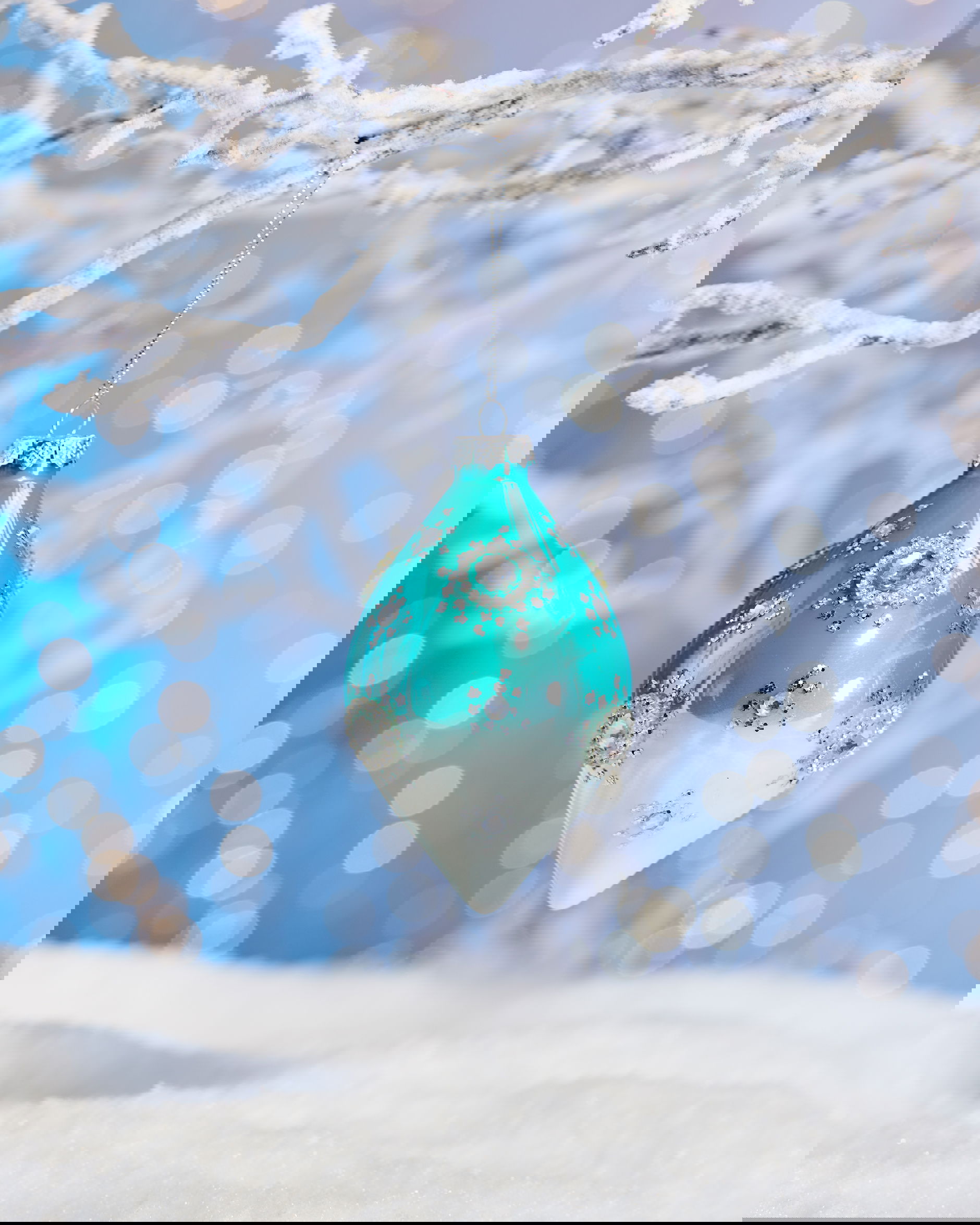 Claire julkula elongated teardrop