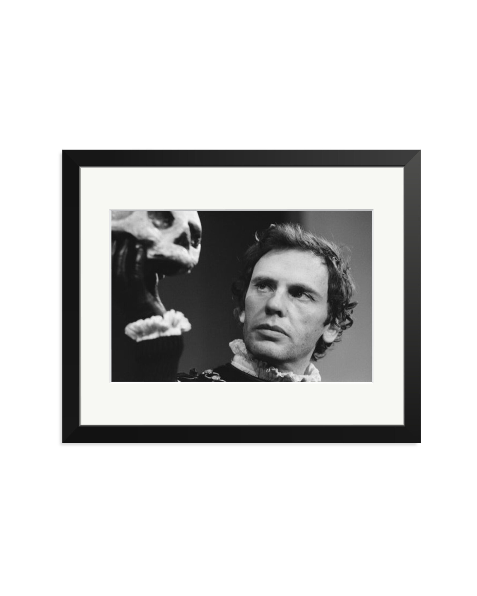 Trintignant Plays Hamlet Black / Medium
