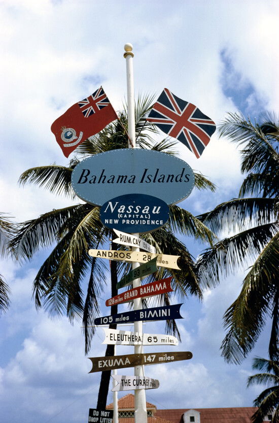 Bahamas Signpost