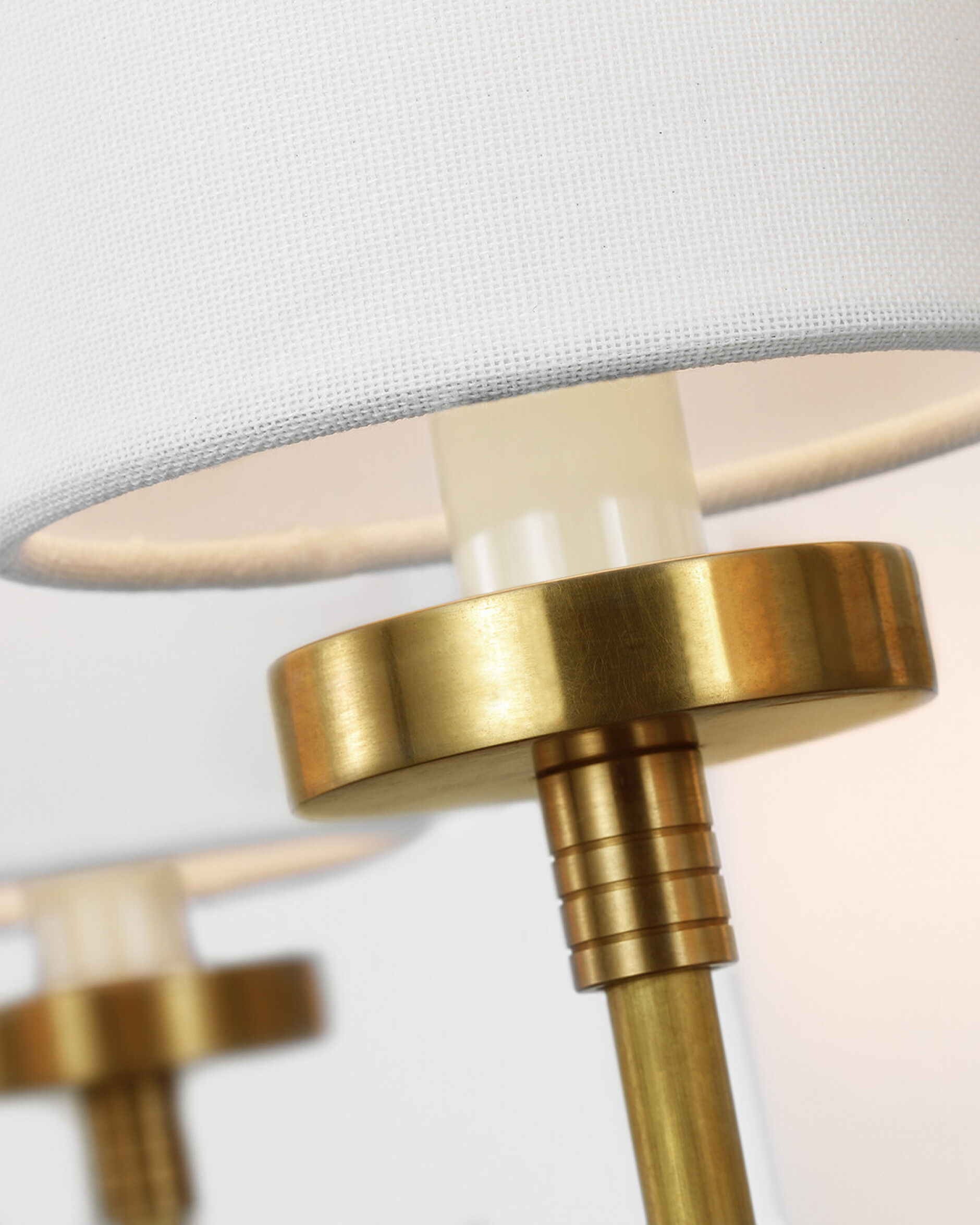 Ziyi takkrona antik mässing