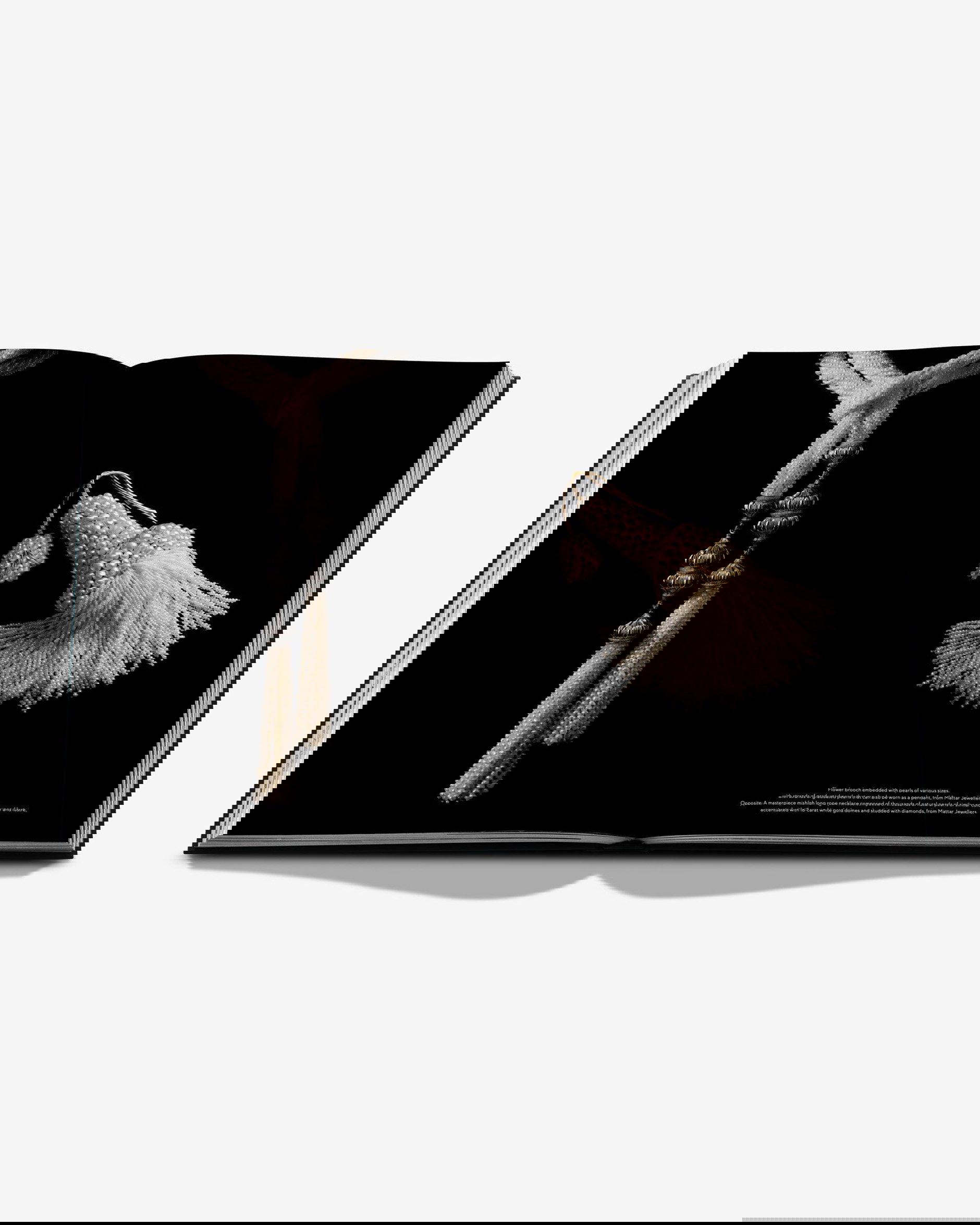 Bahrain Pearls: Treasures from the Land of Two Seas