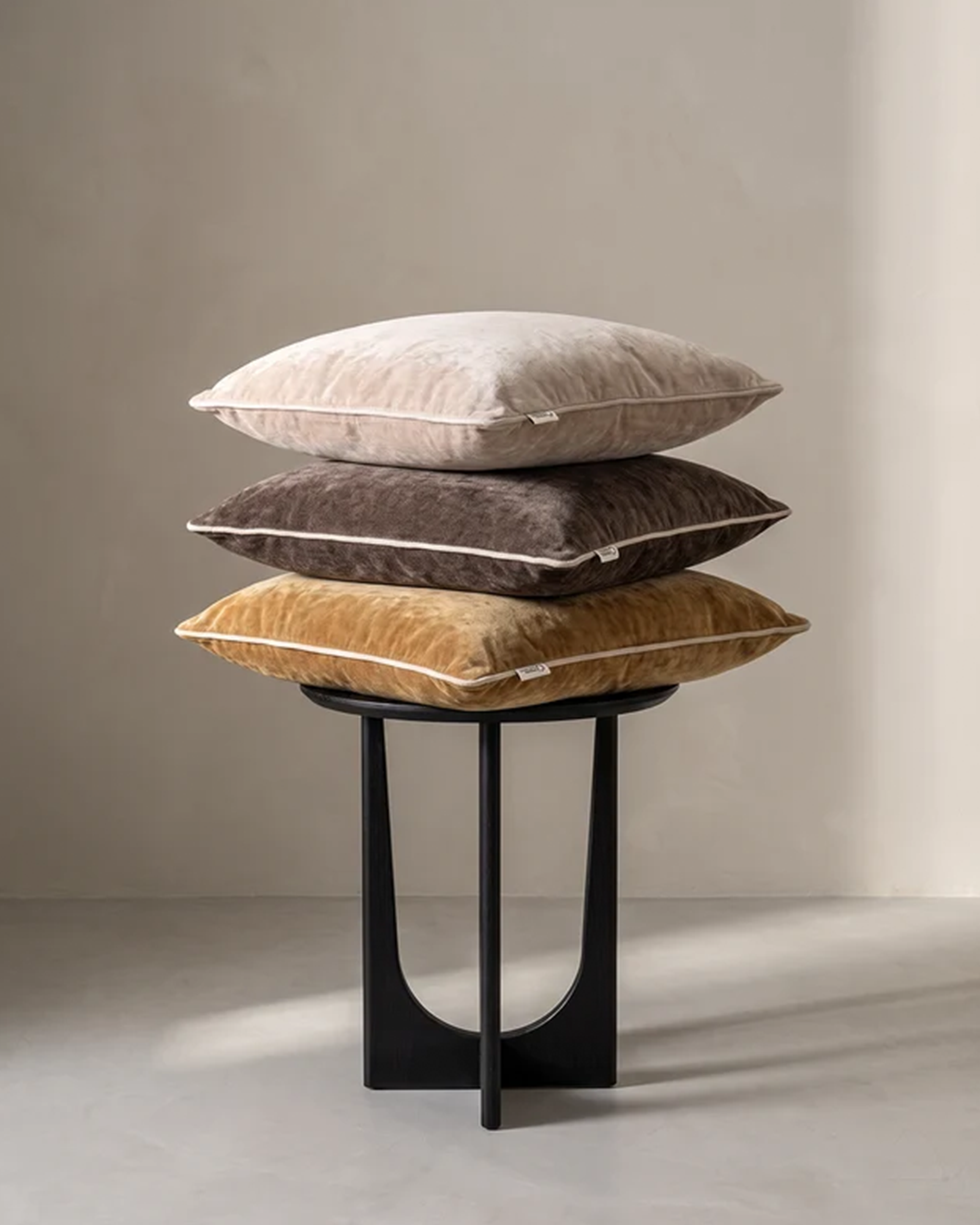 Velvet Stonewash-tyynynpäällinen beige