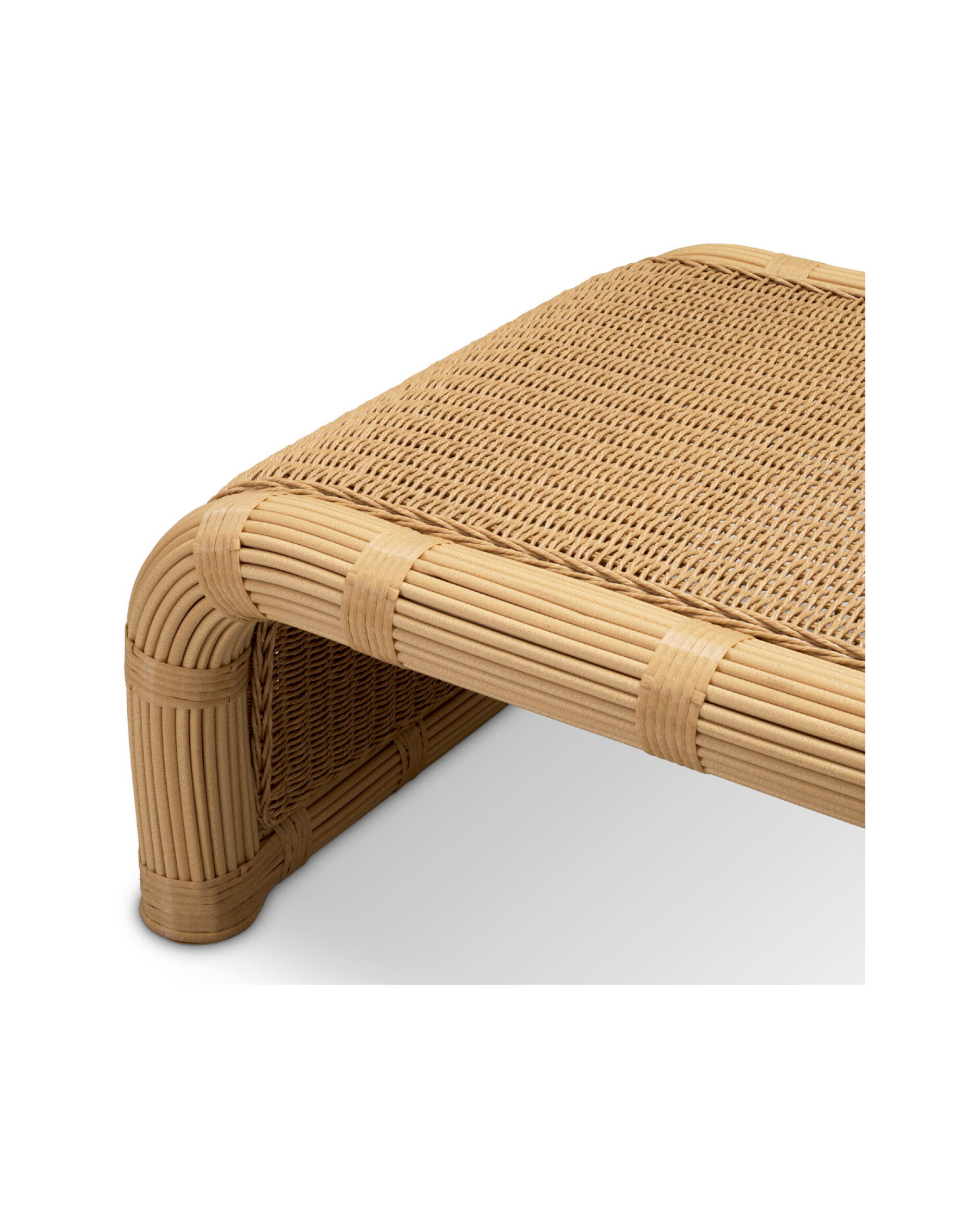 Vistamar rattan coffee table