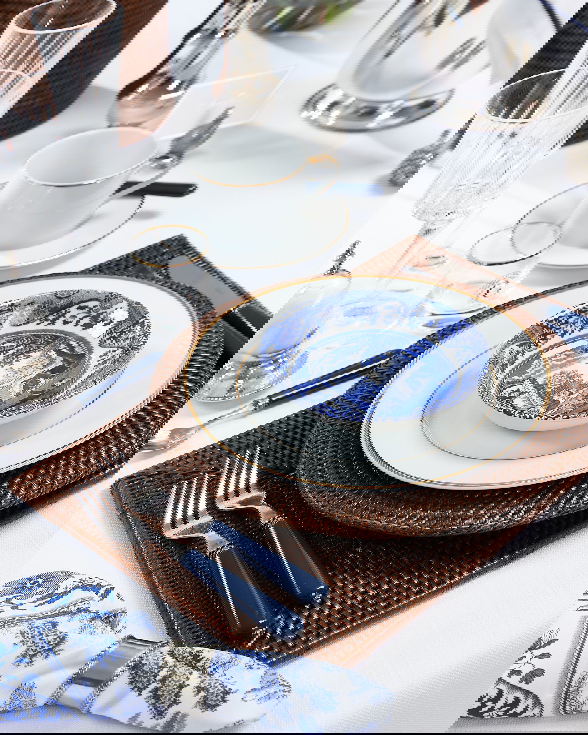 Newport Indigo Blue aterinsarja 24 osaa