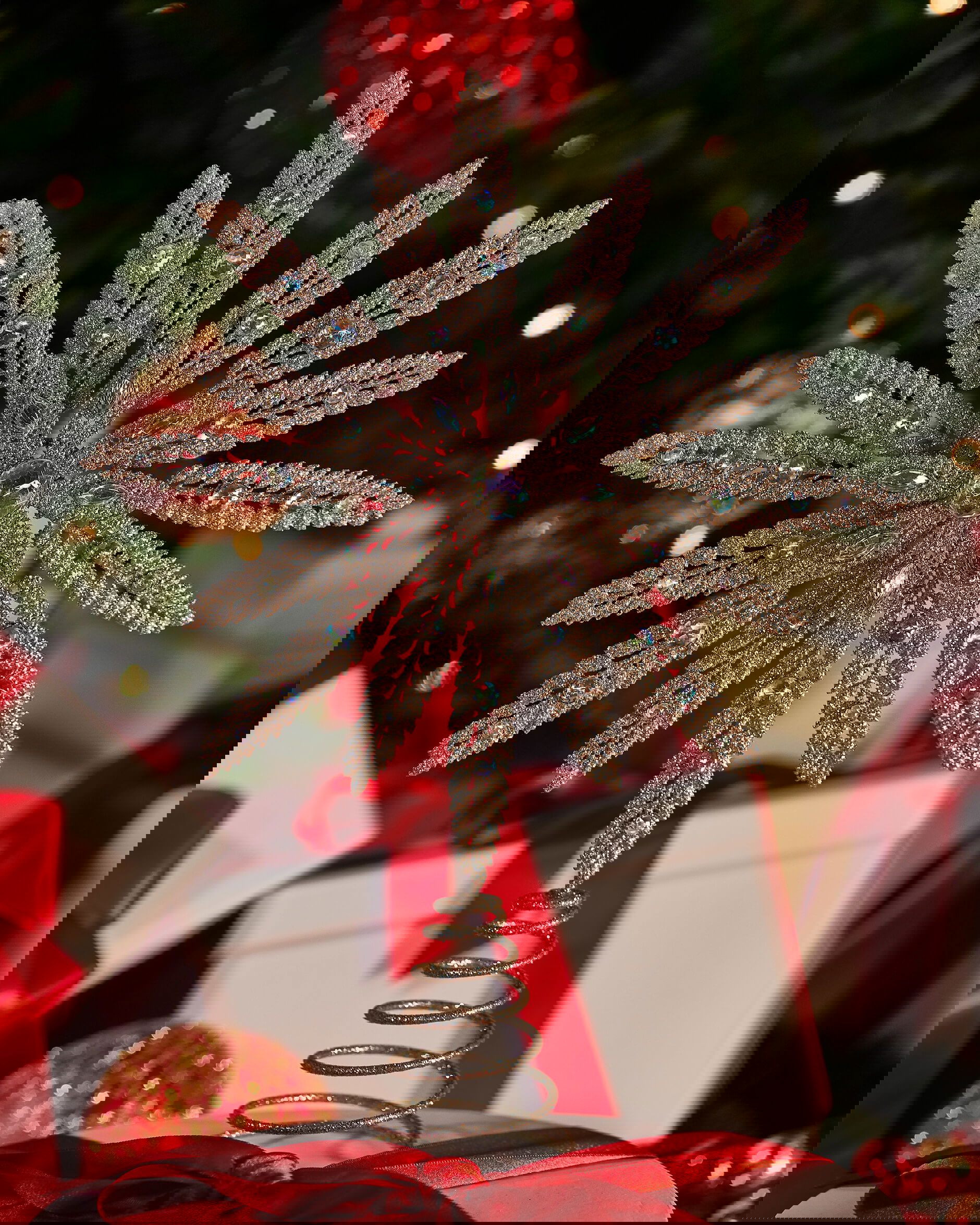 Vincent Tree Topper Silver