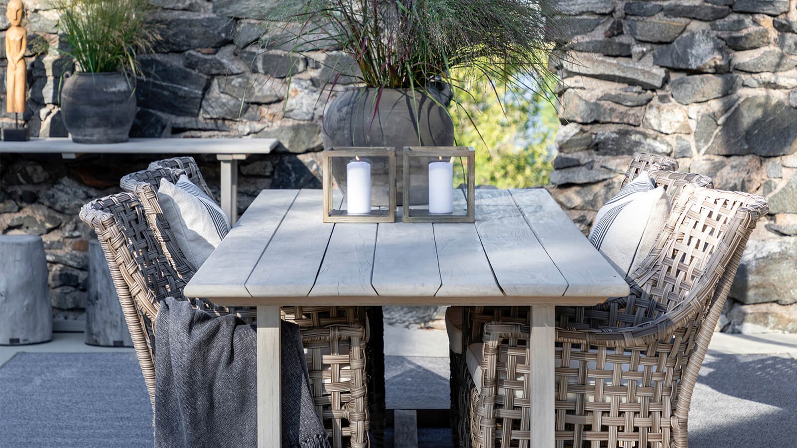 Teakmøbler for utendørs eleganse | Newport Home