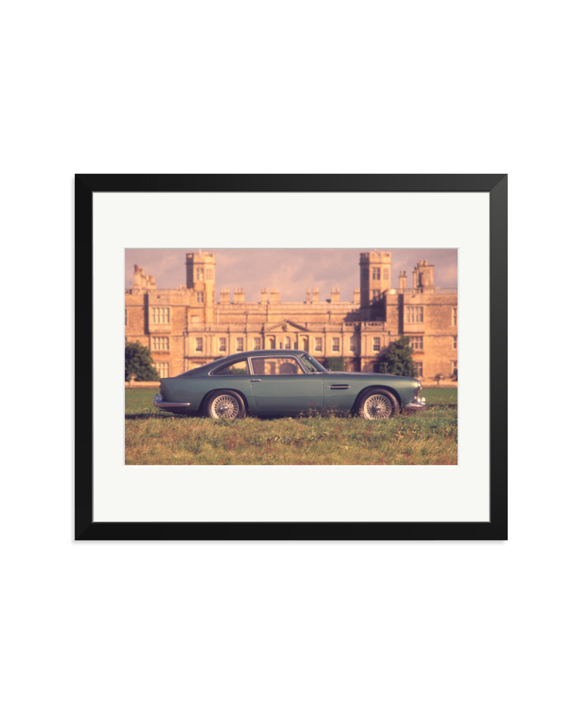 1961 Aston Martin Black / Large