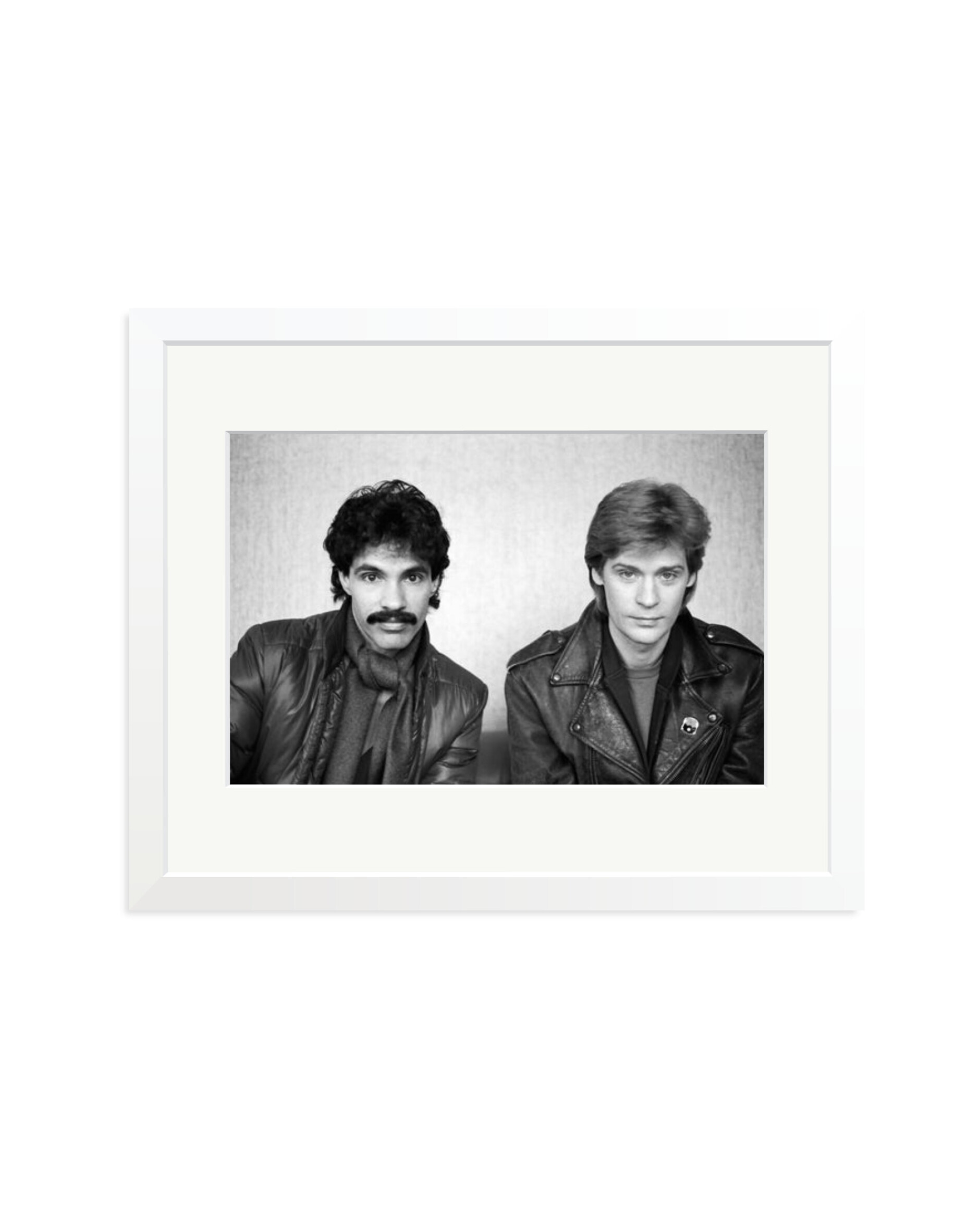 Hall & Oates 1979 White / Medium