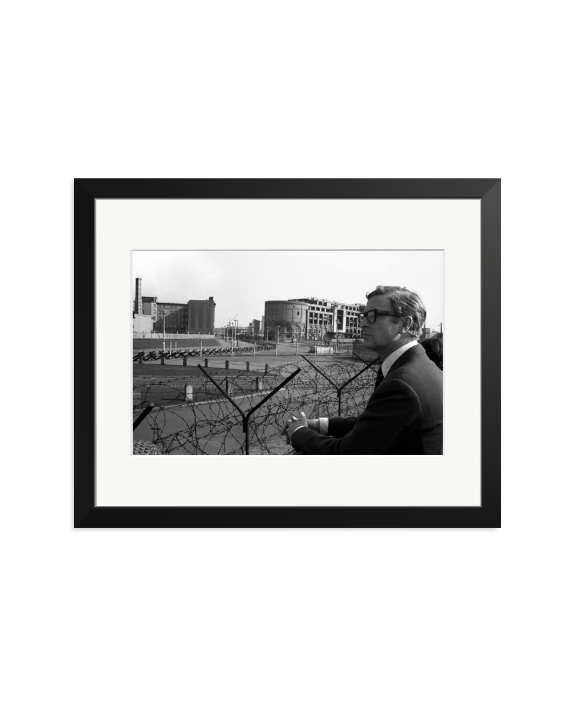 Michael Caine, Berlin, 1966 Black / Medium