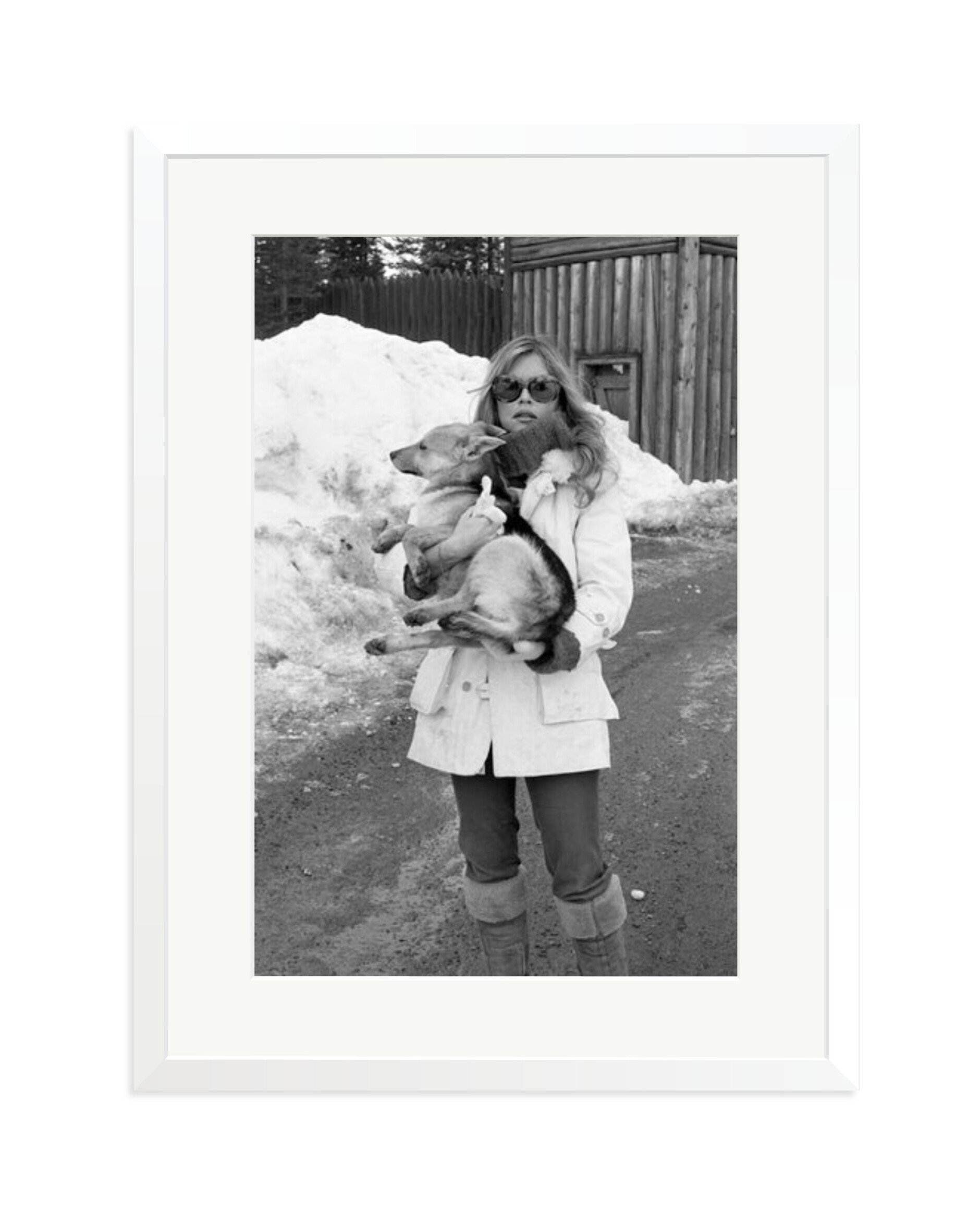 Brigitte Bardot, 1977 White / XL