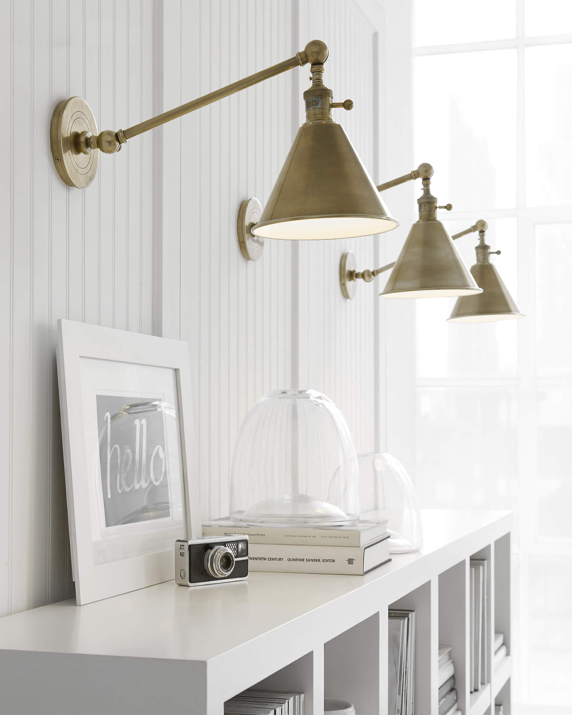 Boston vägglampa antik mässing