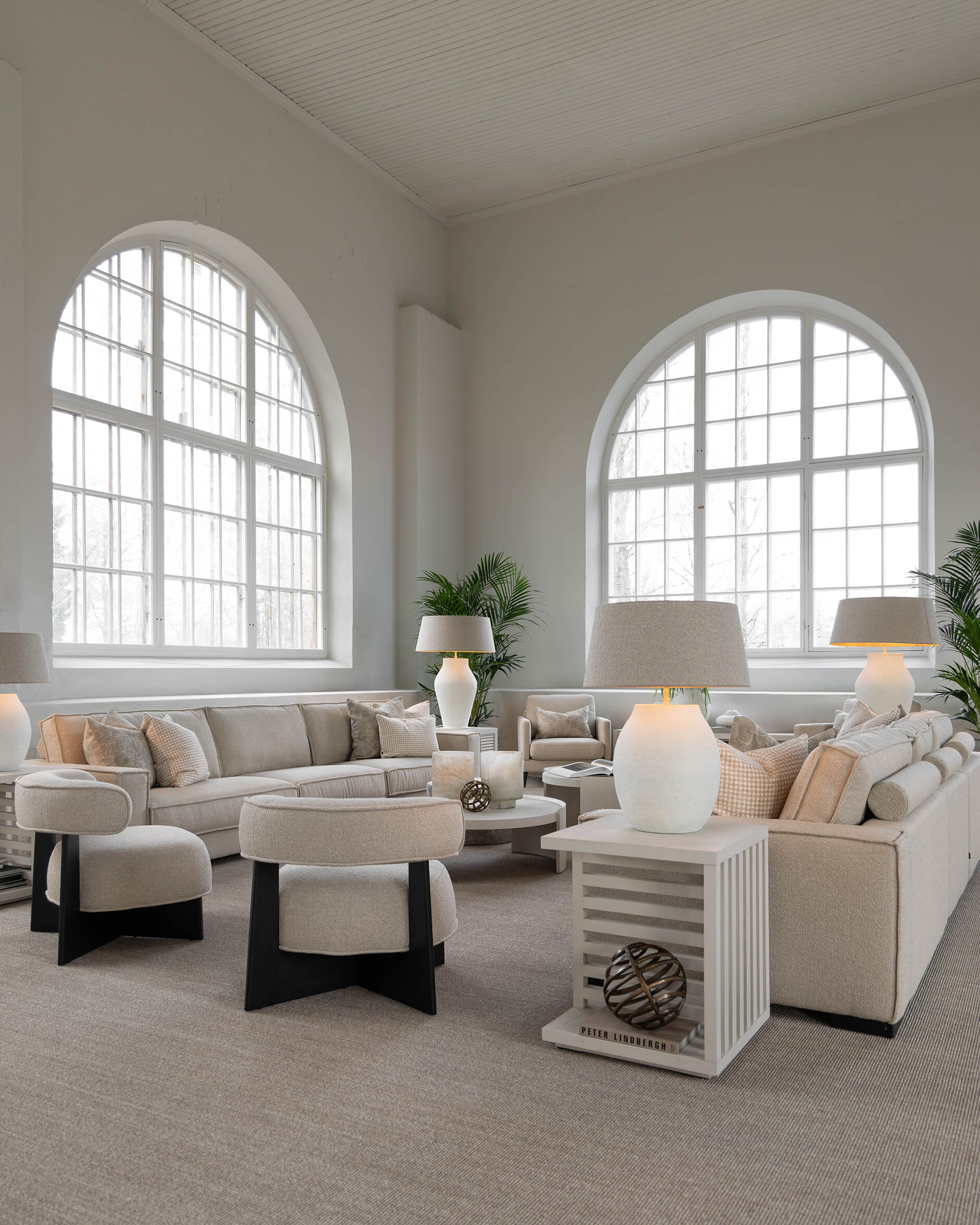 Kane sidobord ivory mist