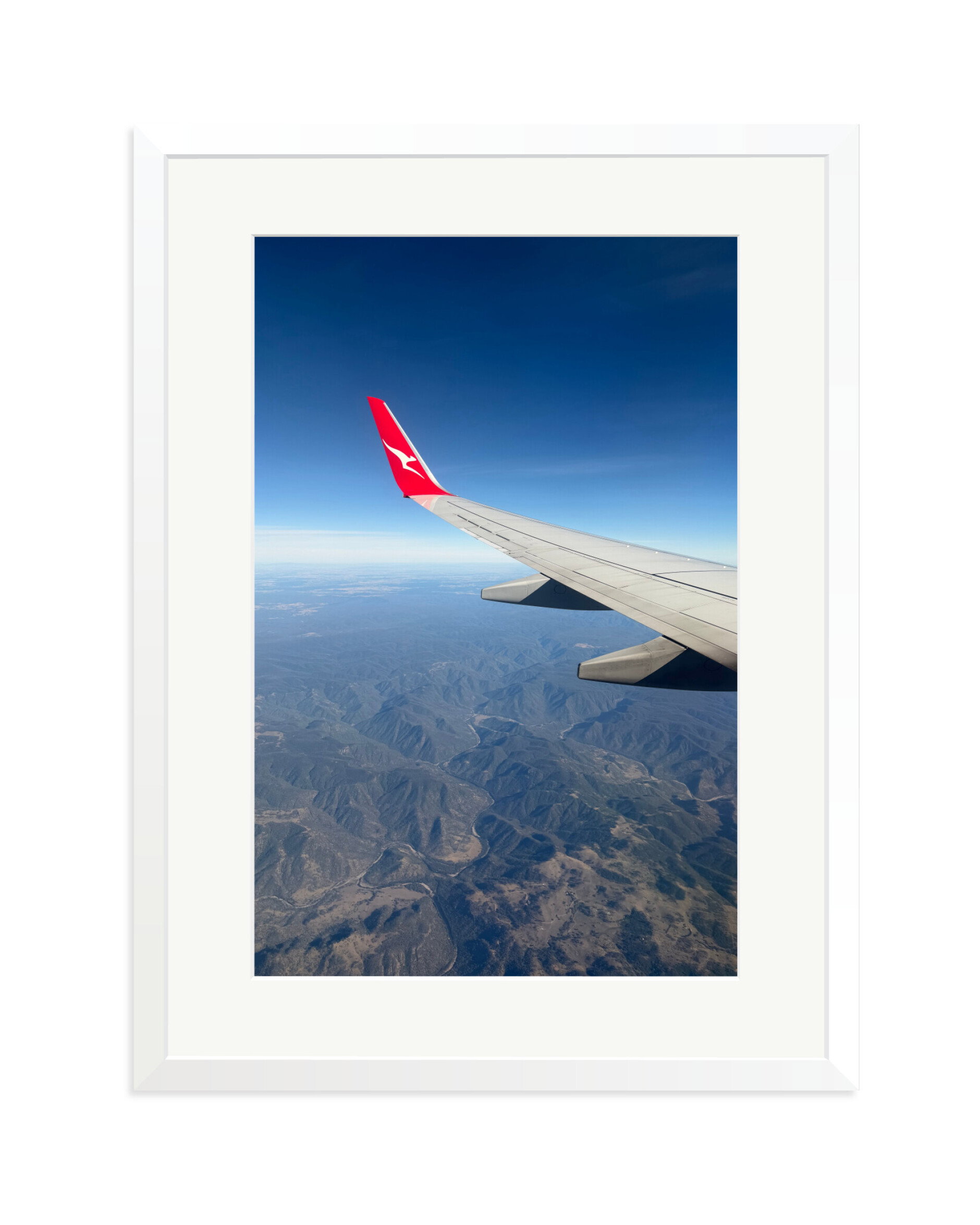 Flying into Melbourne White / XL