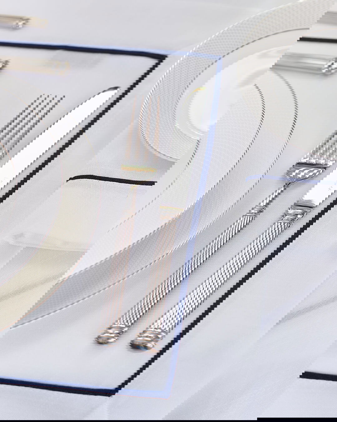 Frühlings-tischdekoration