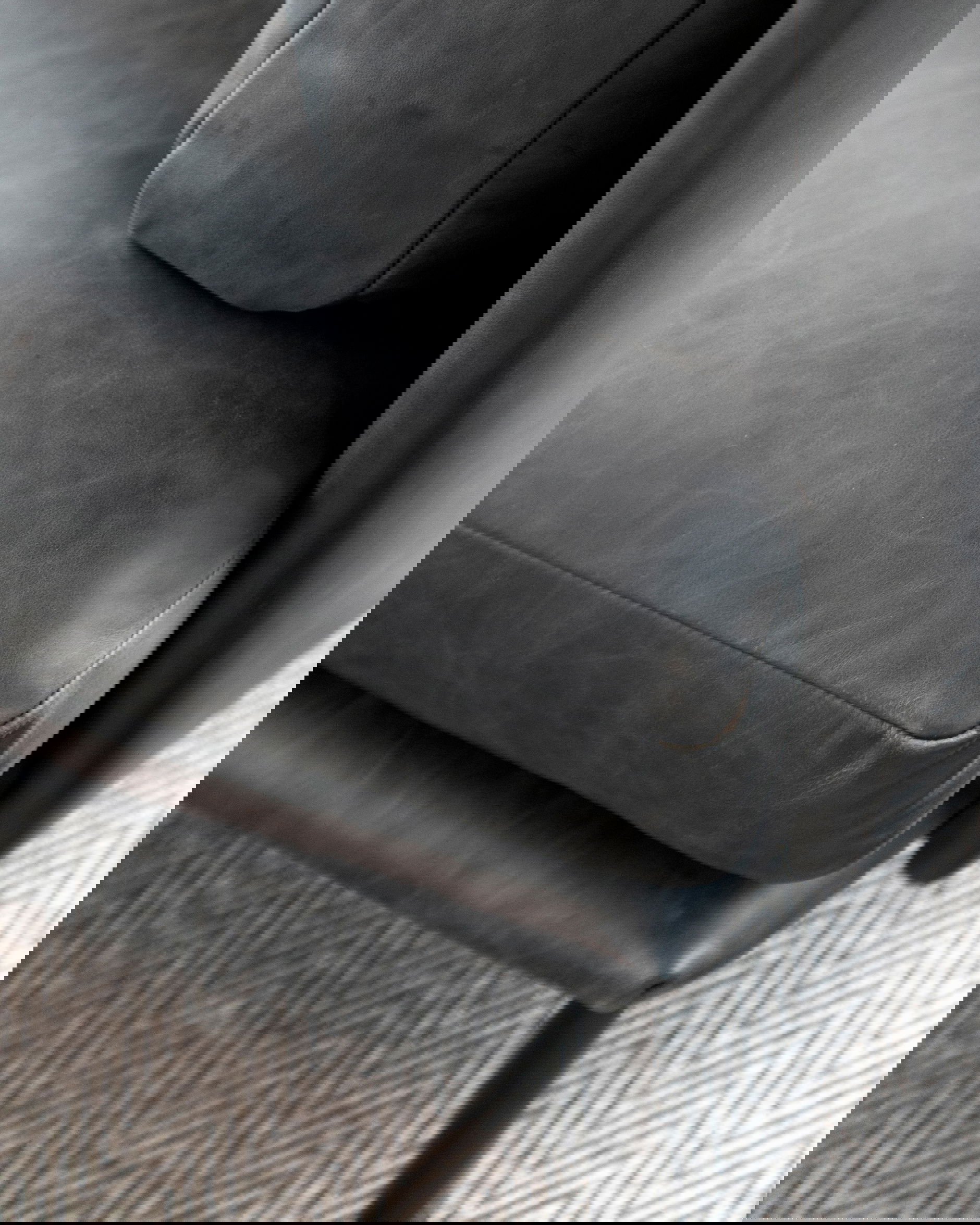 Brioche skinnsoffa ebony