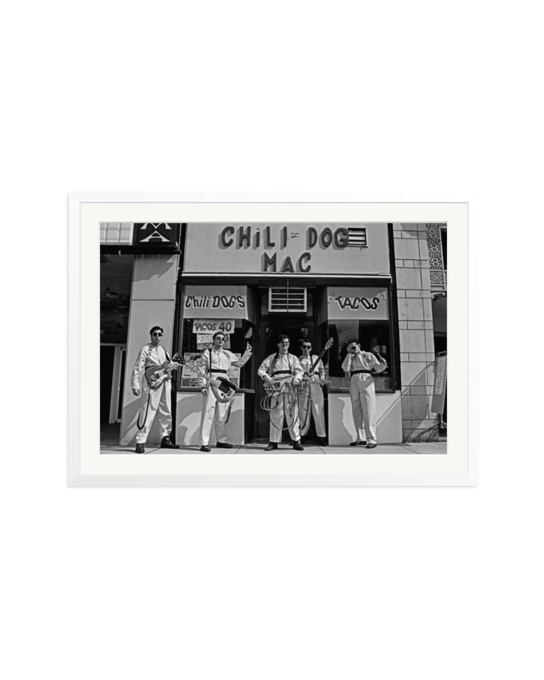 Devo at The Chili Dog Mac in Akron 1978 White / XXL