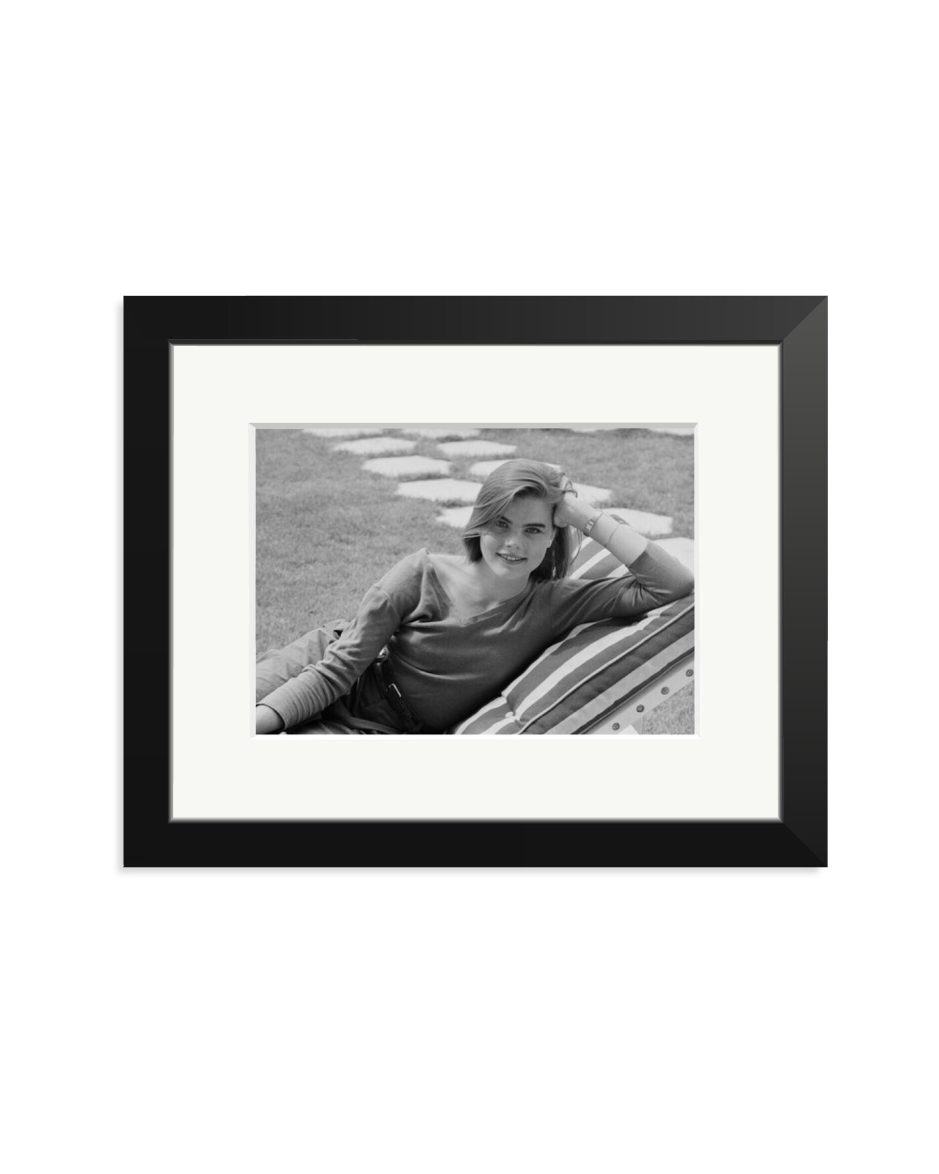 Mariel Hemingway Black / Small
