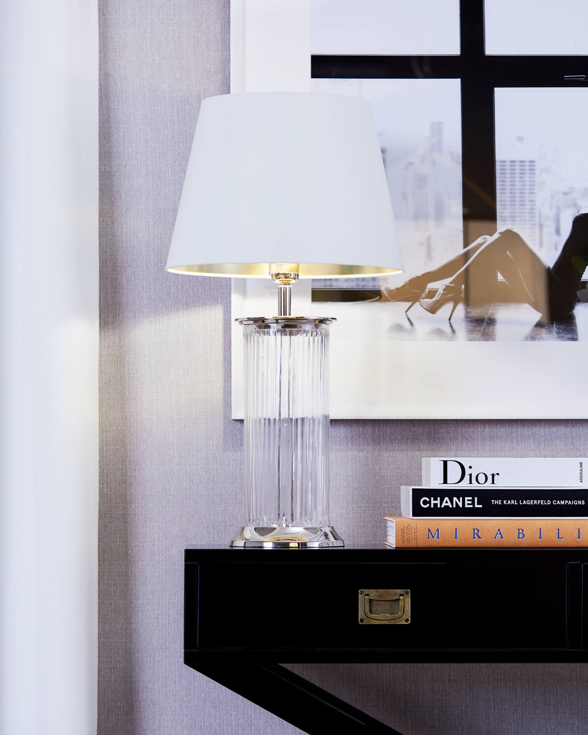 Ashley konsolbord modern black