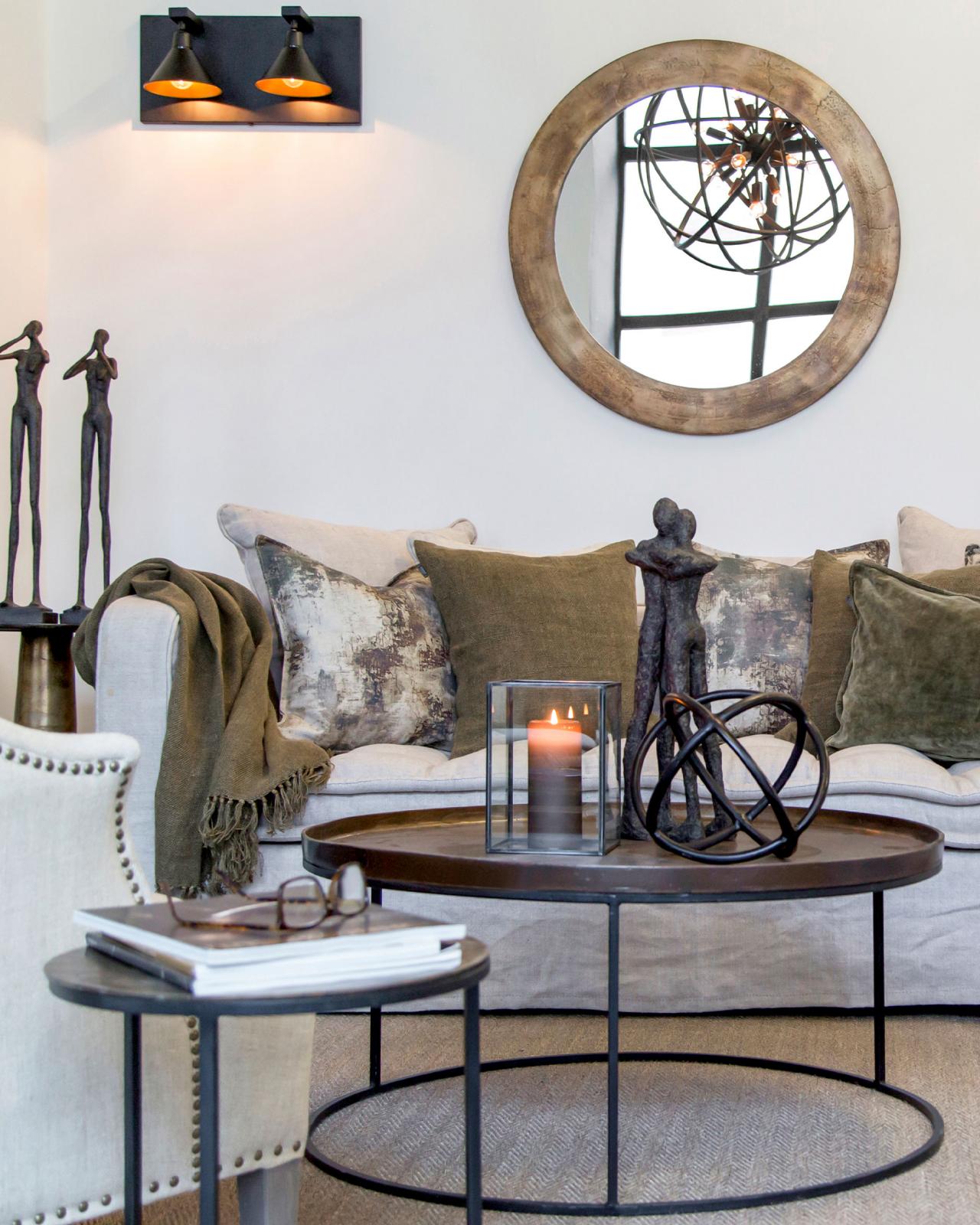 Carlo Decoration Black OUTLET