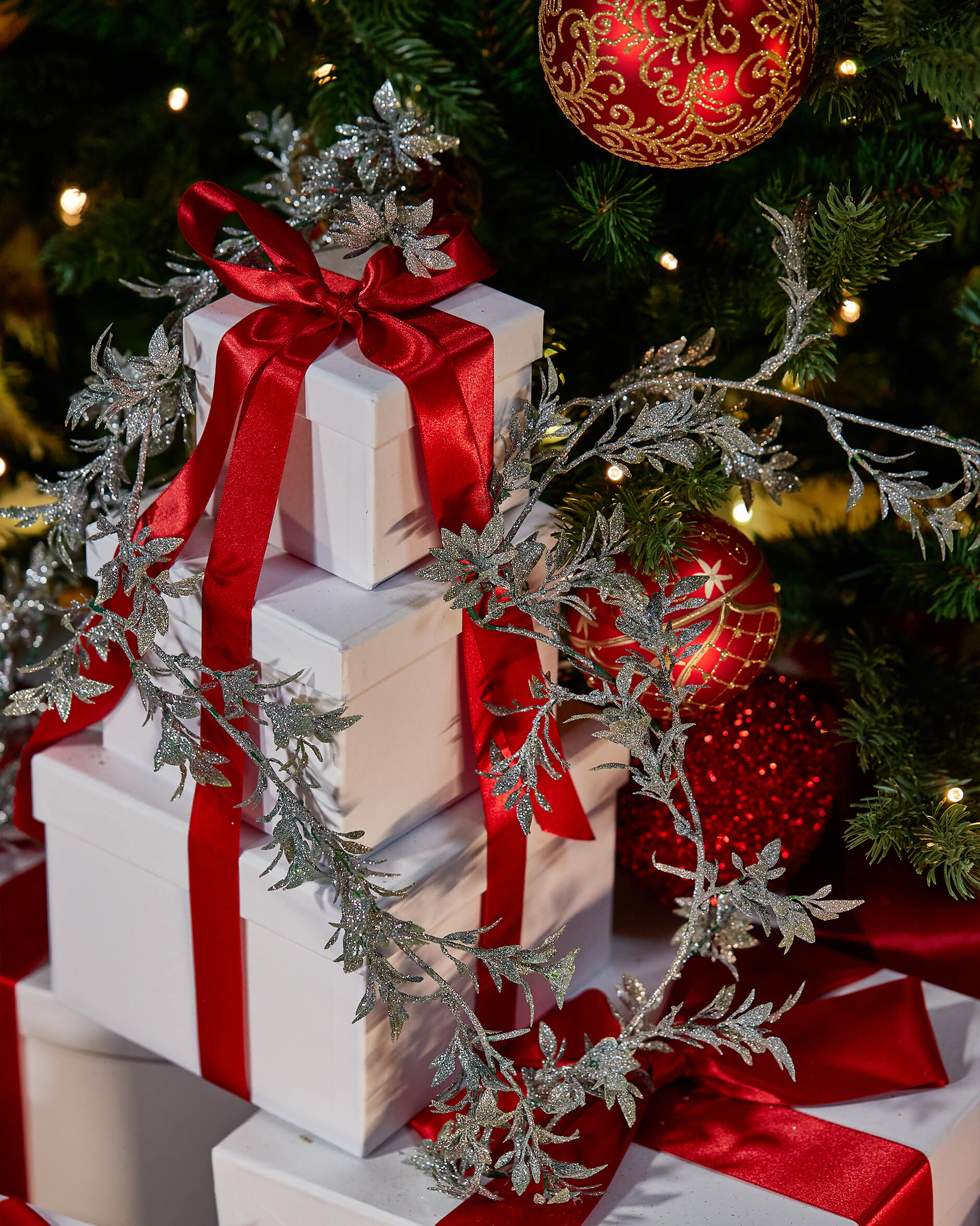 Colette-lehtiköynnös hopea 180cm