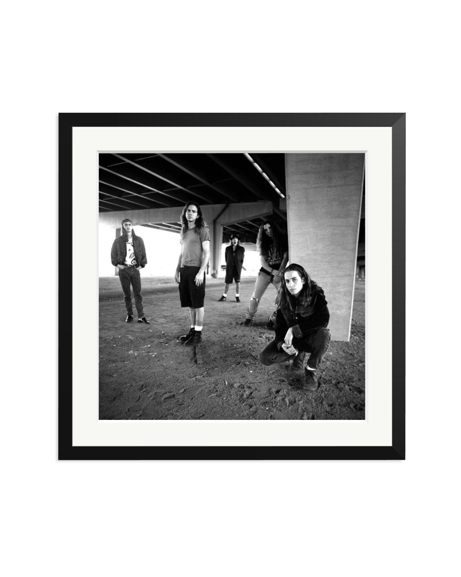 Pearl Jam in 1991 Black / XL