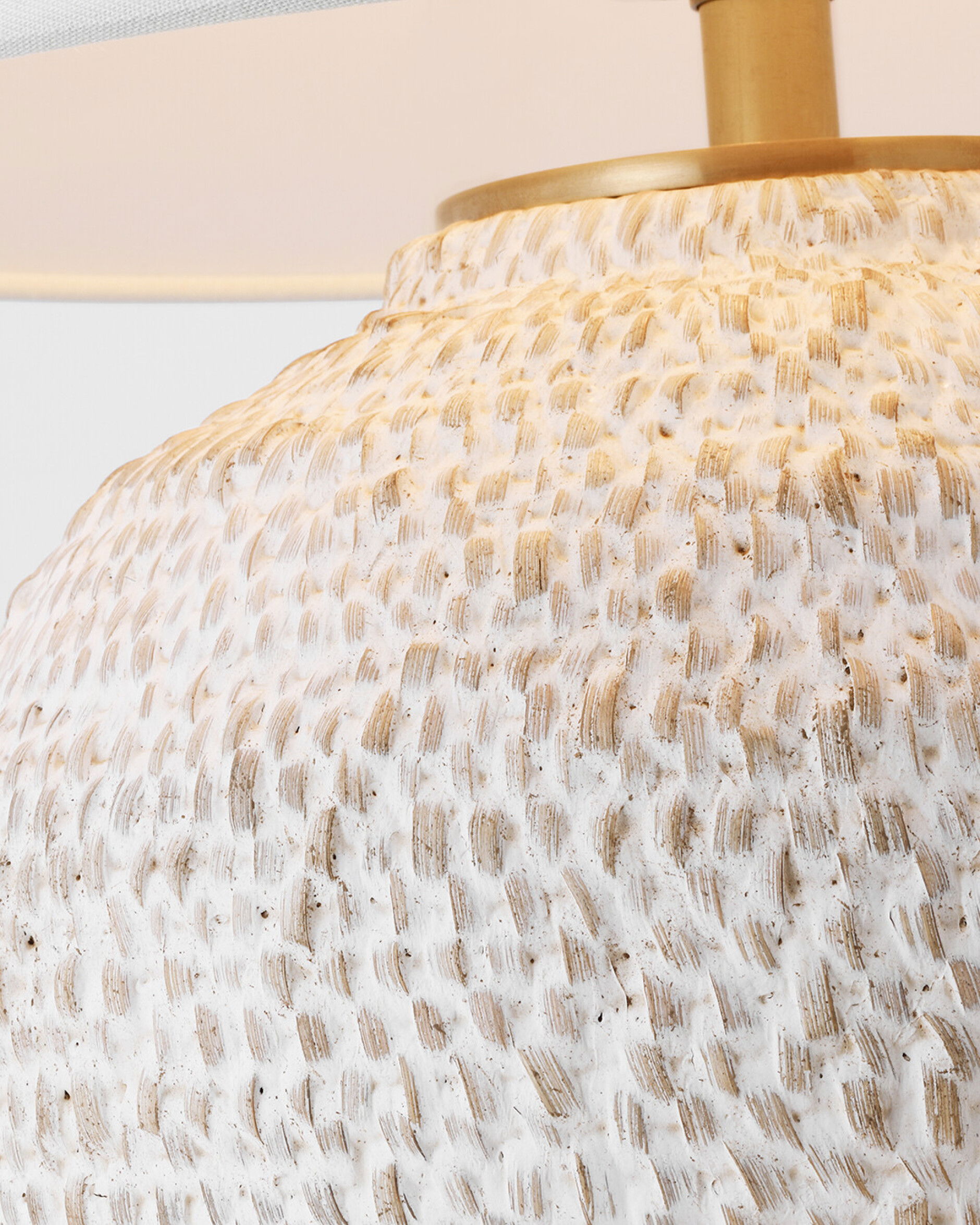 Avedon bordslampa vit