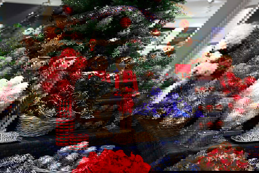 Newport Christmas Shop