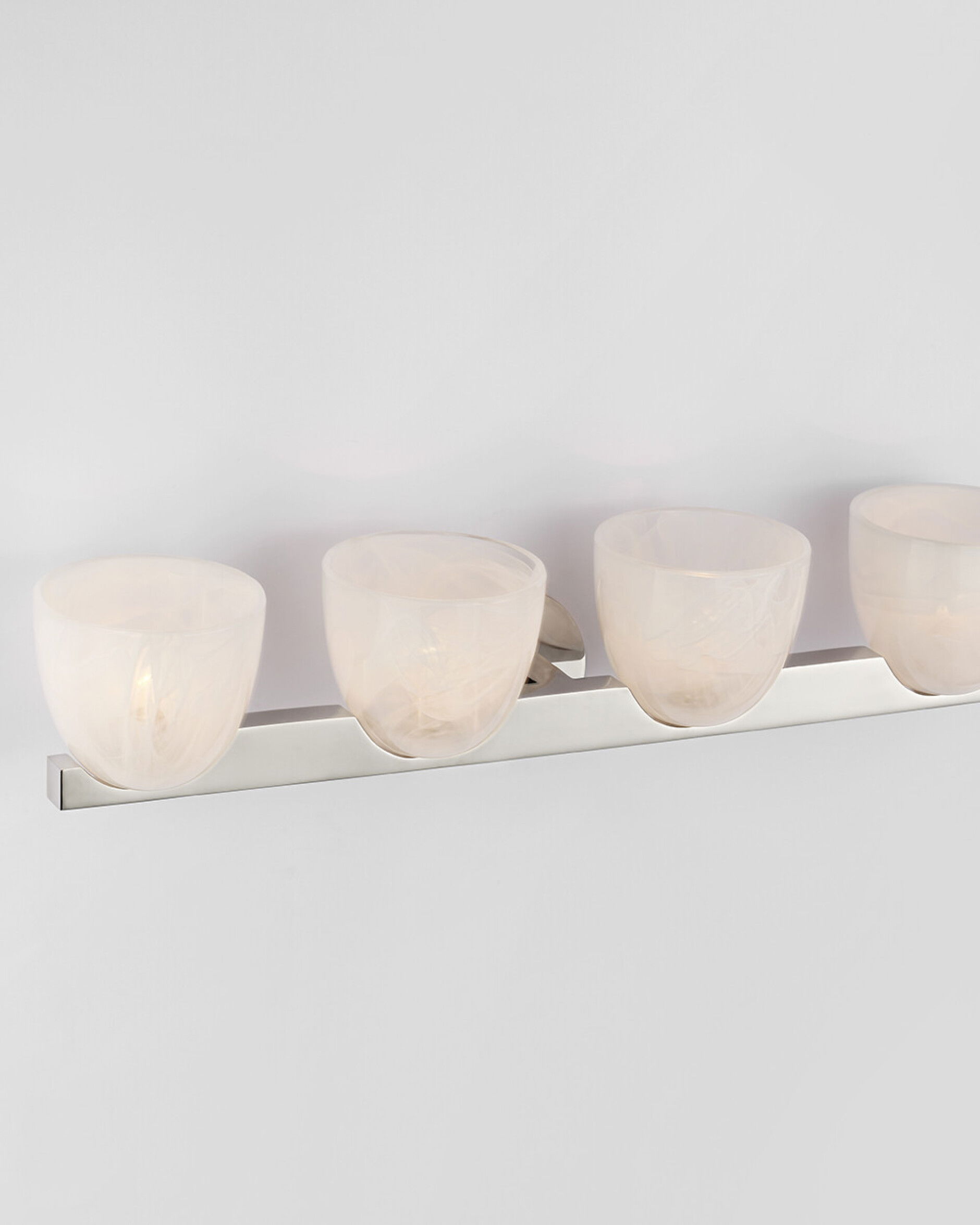 Carola 4L badrumsbelysning nickel/vitt glas