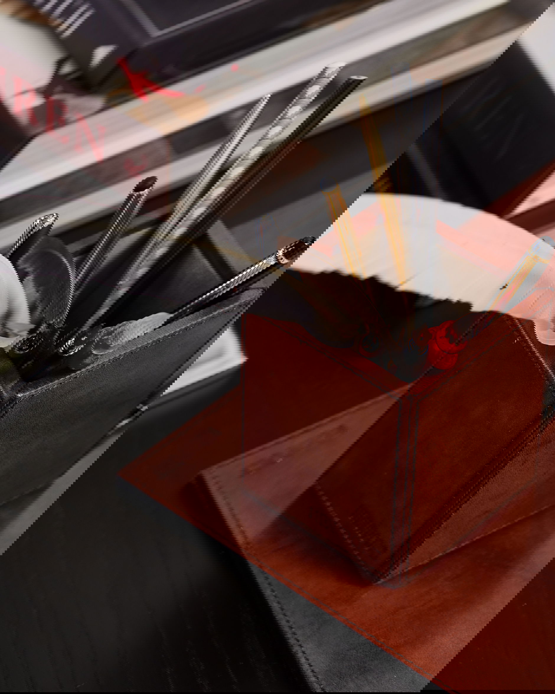 Kensington pennställ läder