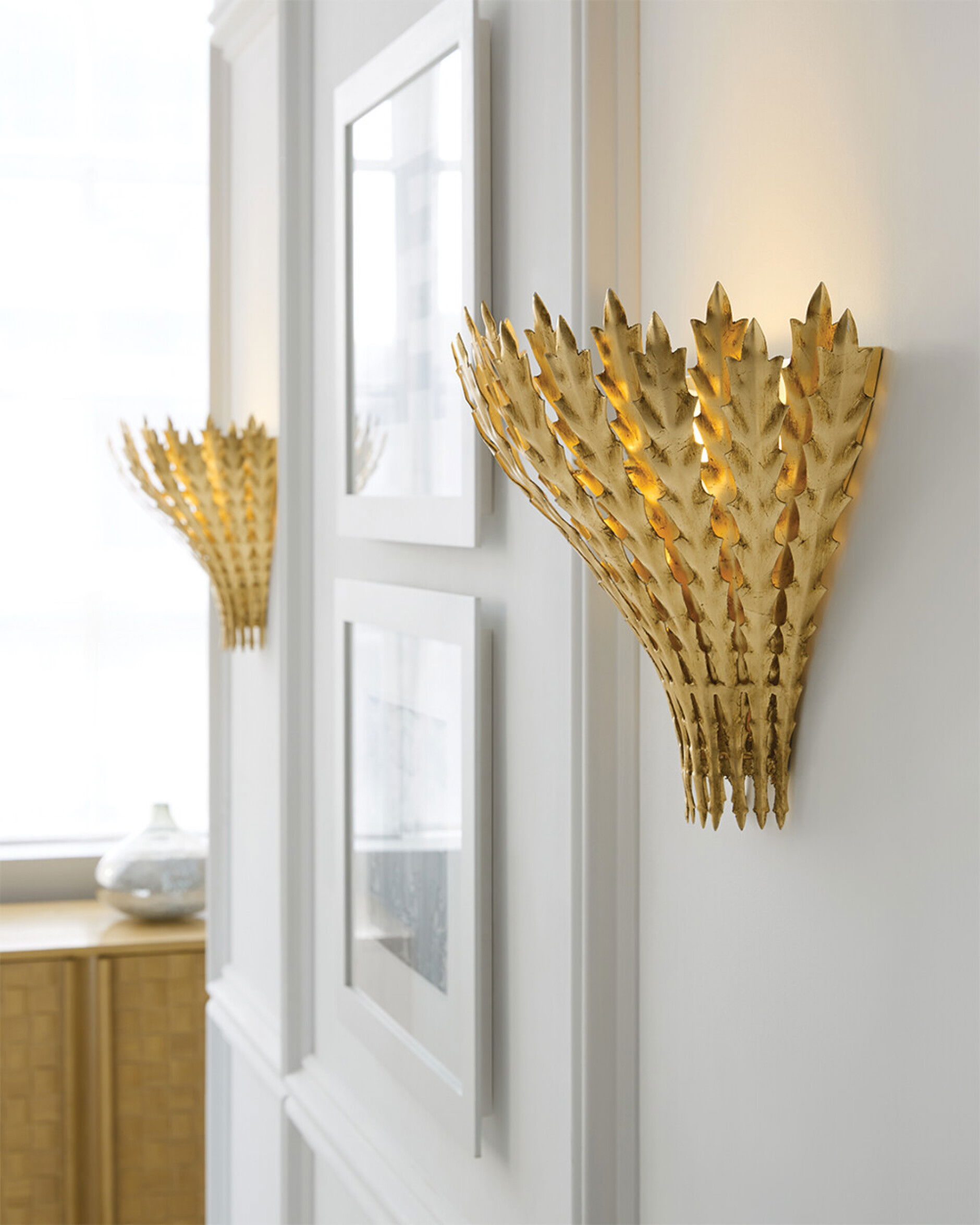 Hampton vägglampa Gild