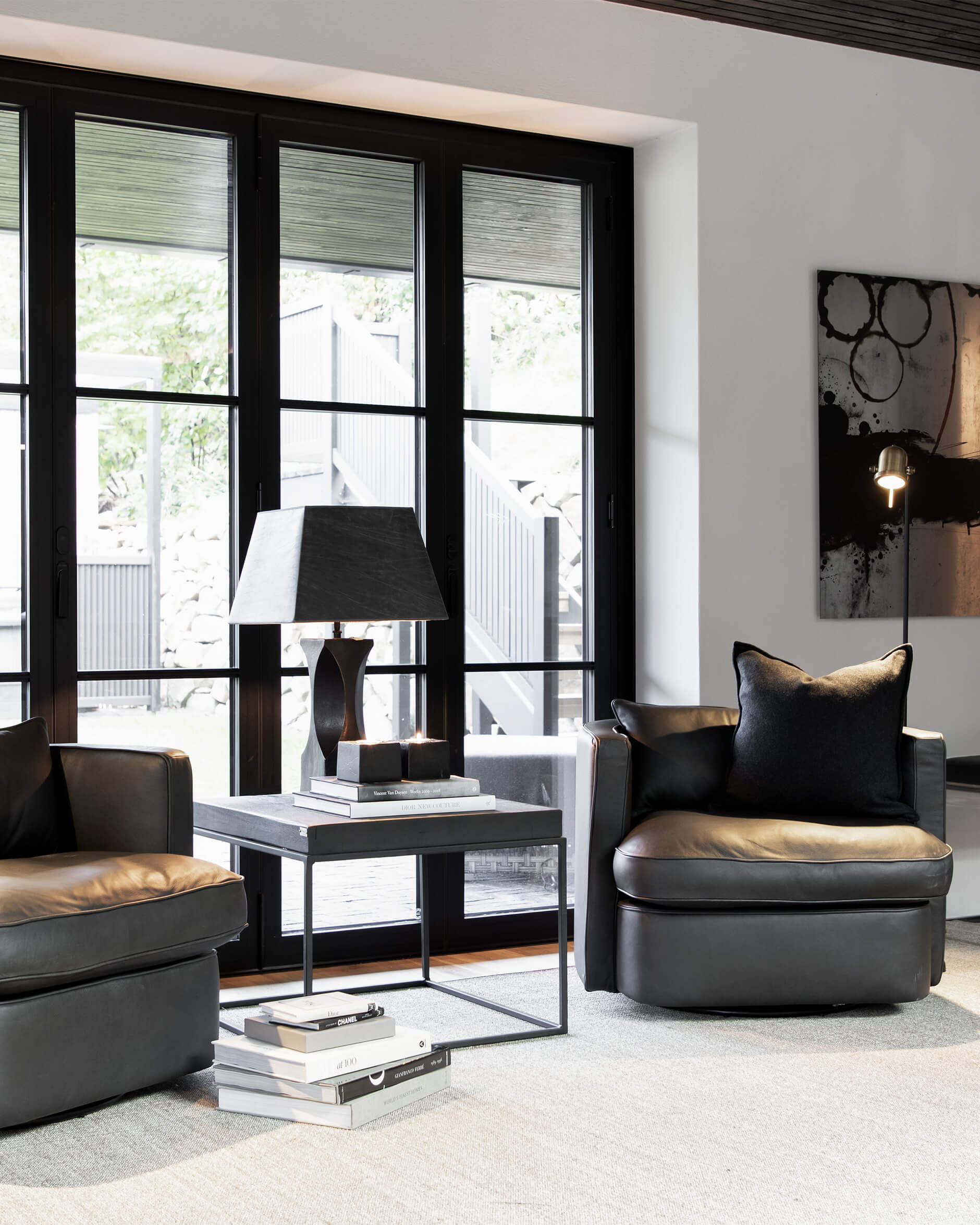 Joan Leather Armchair Titanic Anthracite