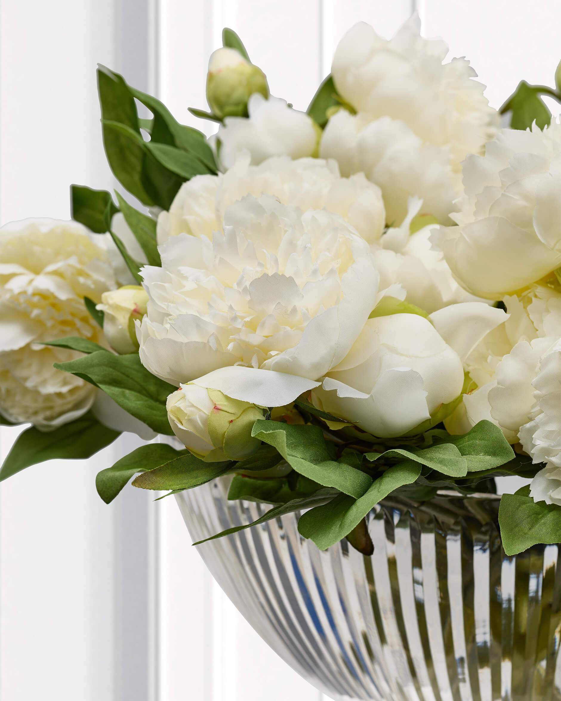 Pion snittblomma vit