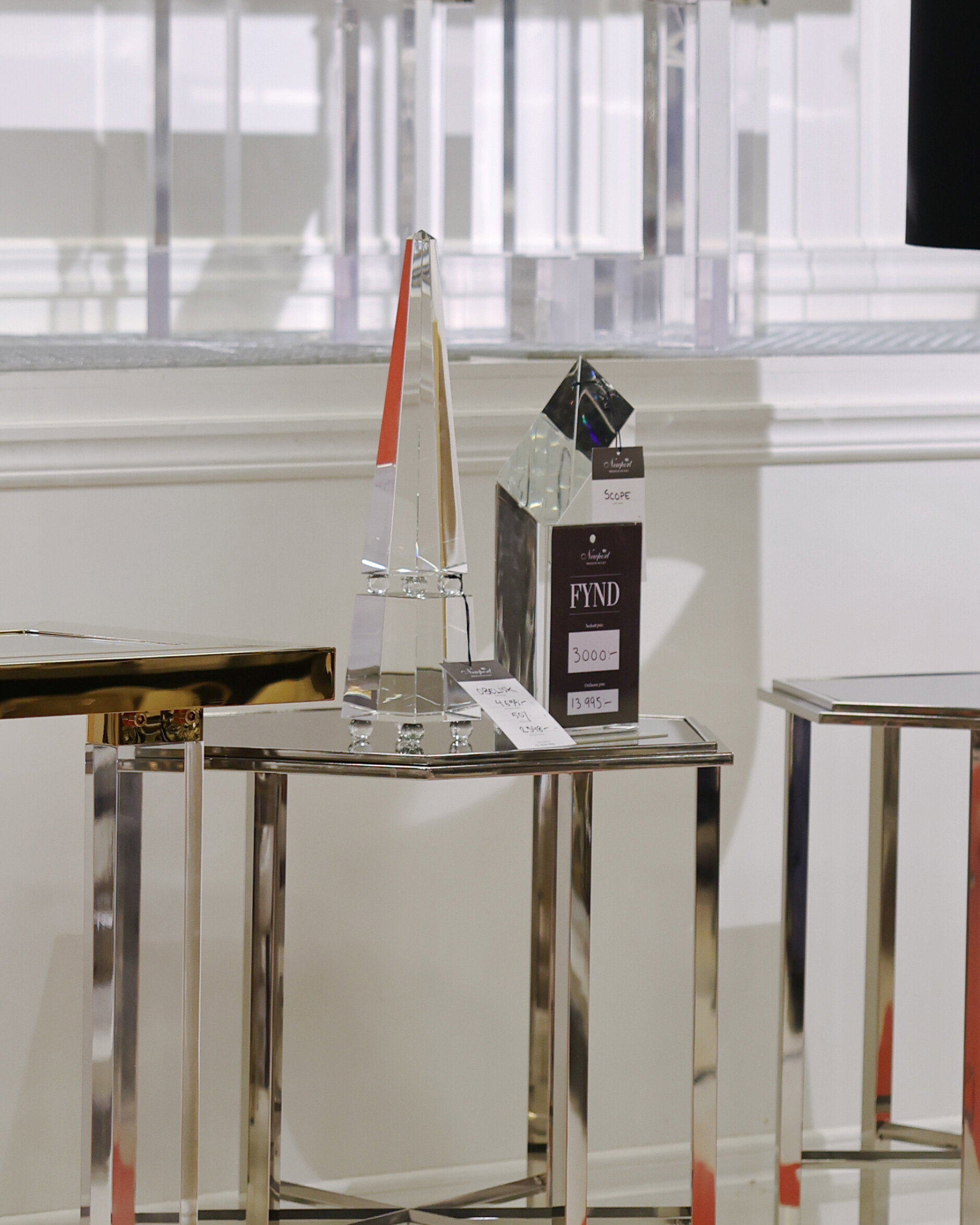 Obelisk Bari crystal OUTLET