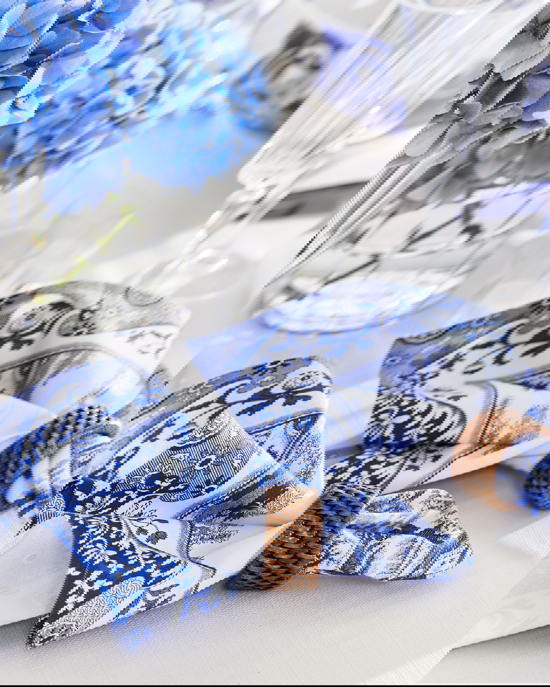 Antique rottinkiset lautasliinarenkaat