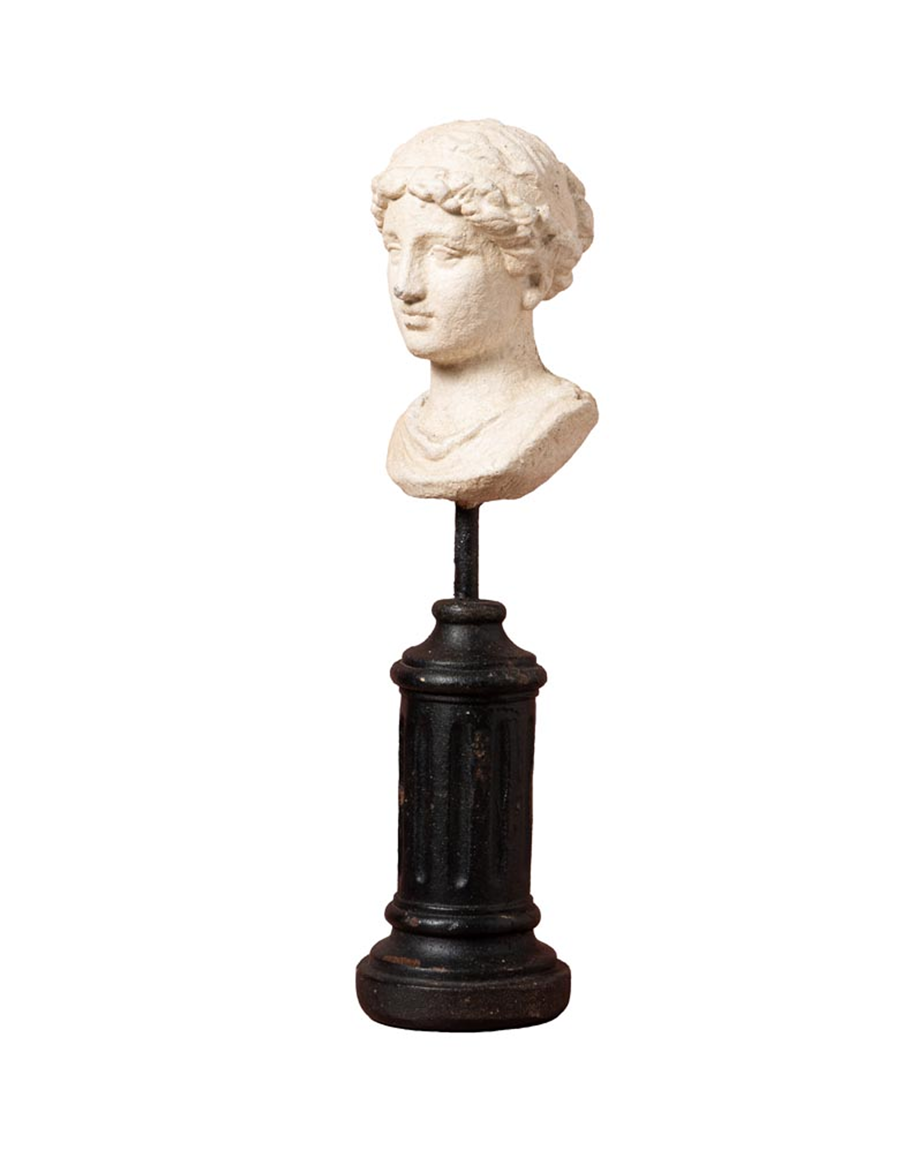 Lucretia sculpture