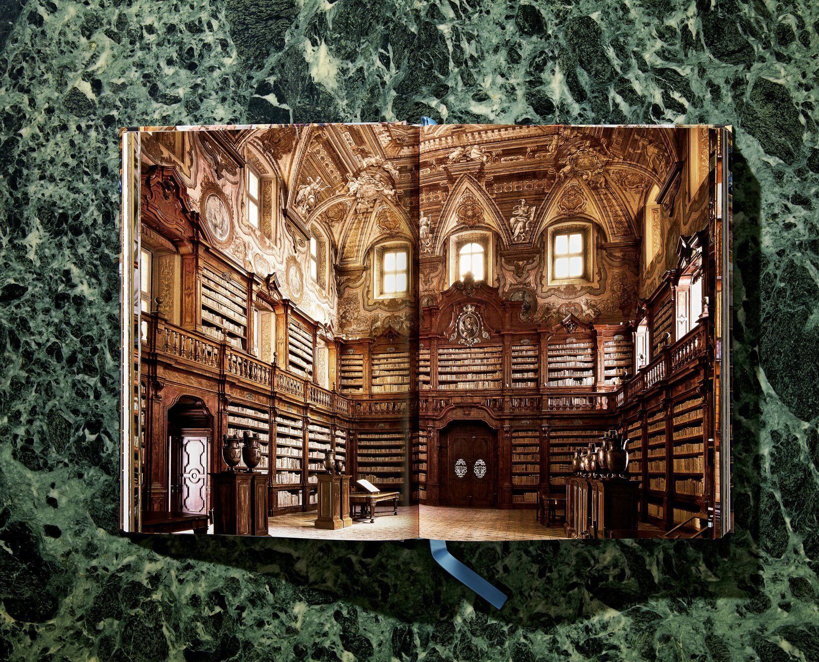 Massimo Listri.The World’s Most Beautiful Libraries