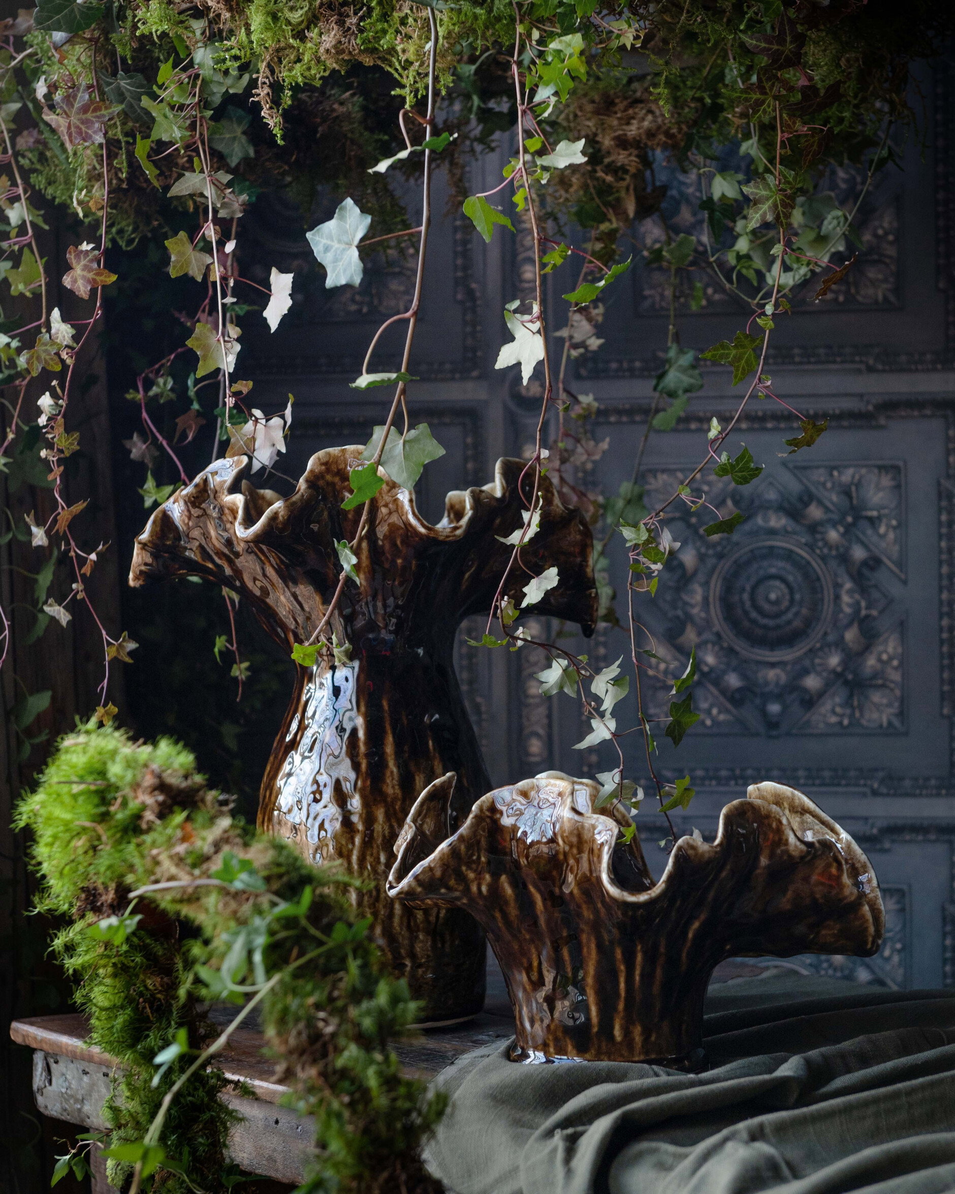 Jade vase brun