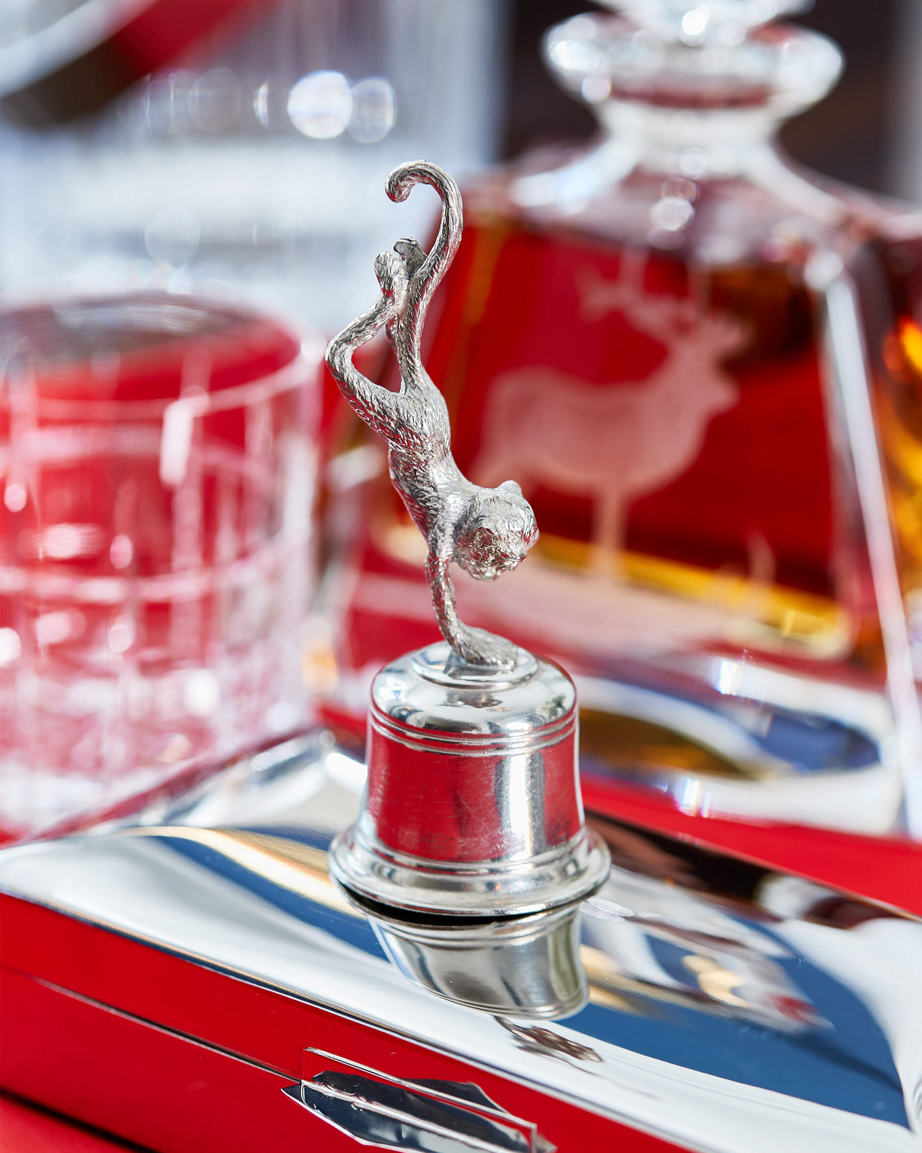 Apa serveringsklocka tenn