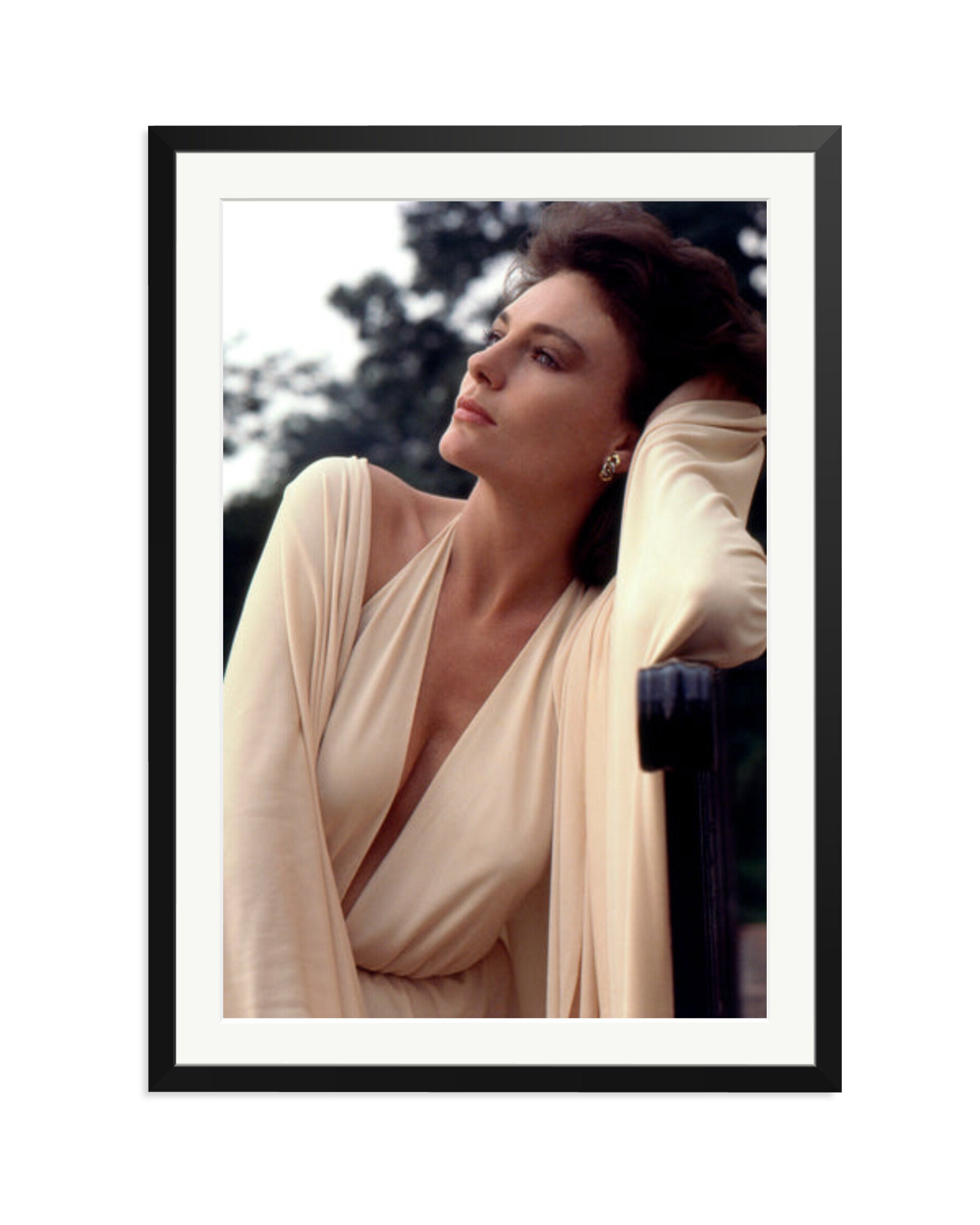 Jacqueline Bisset, 1973 Black / XXL
